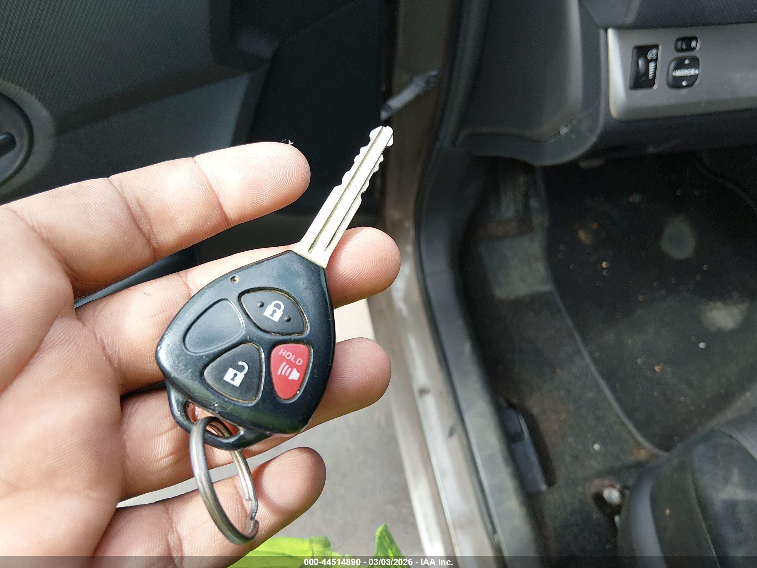 SCION XB image 11