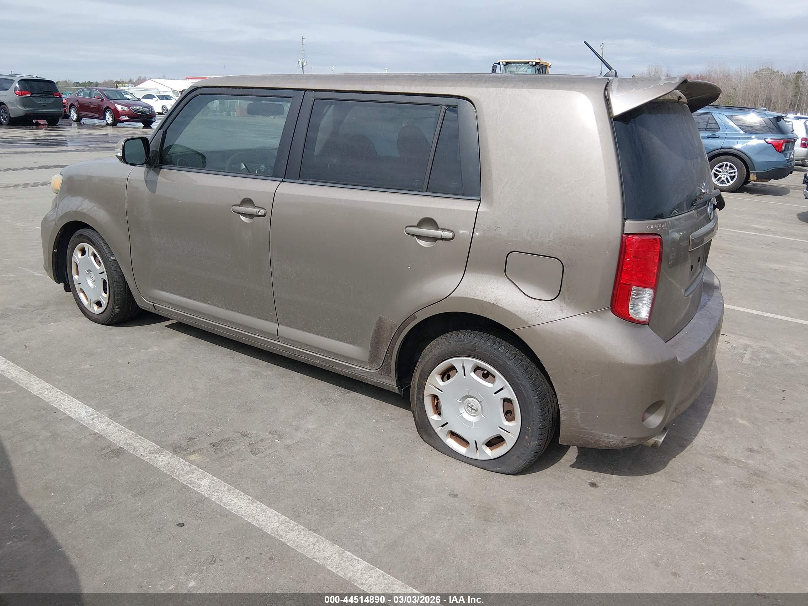SCION XB image 3