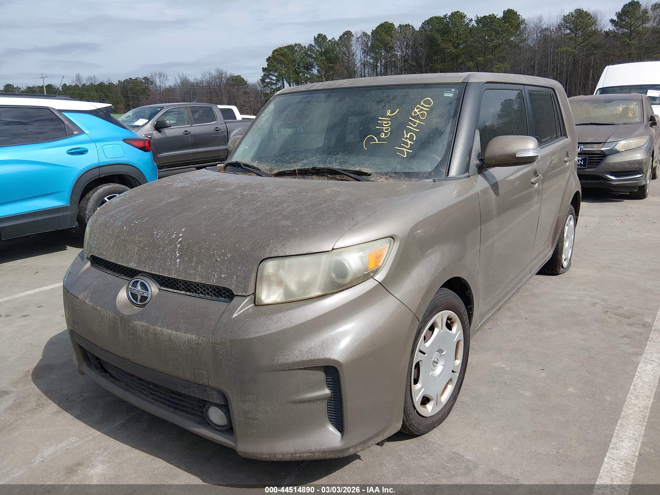 SCION XB image 6
