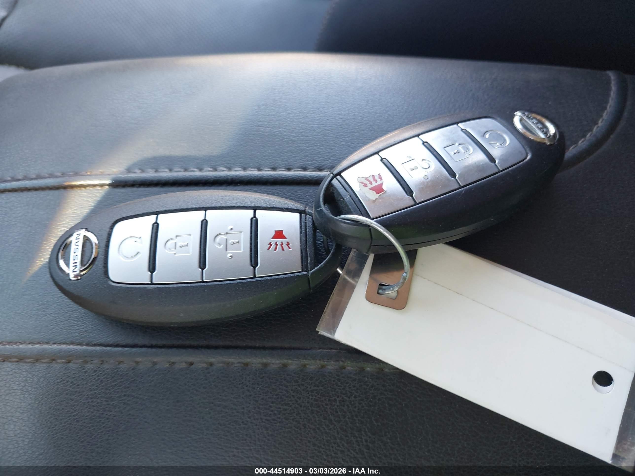 NISSAN ROGUE image 11