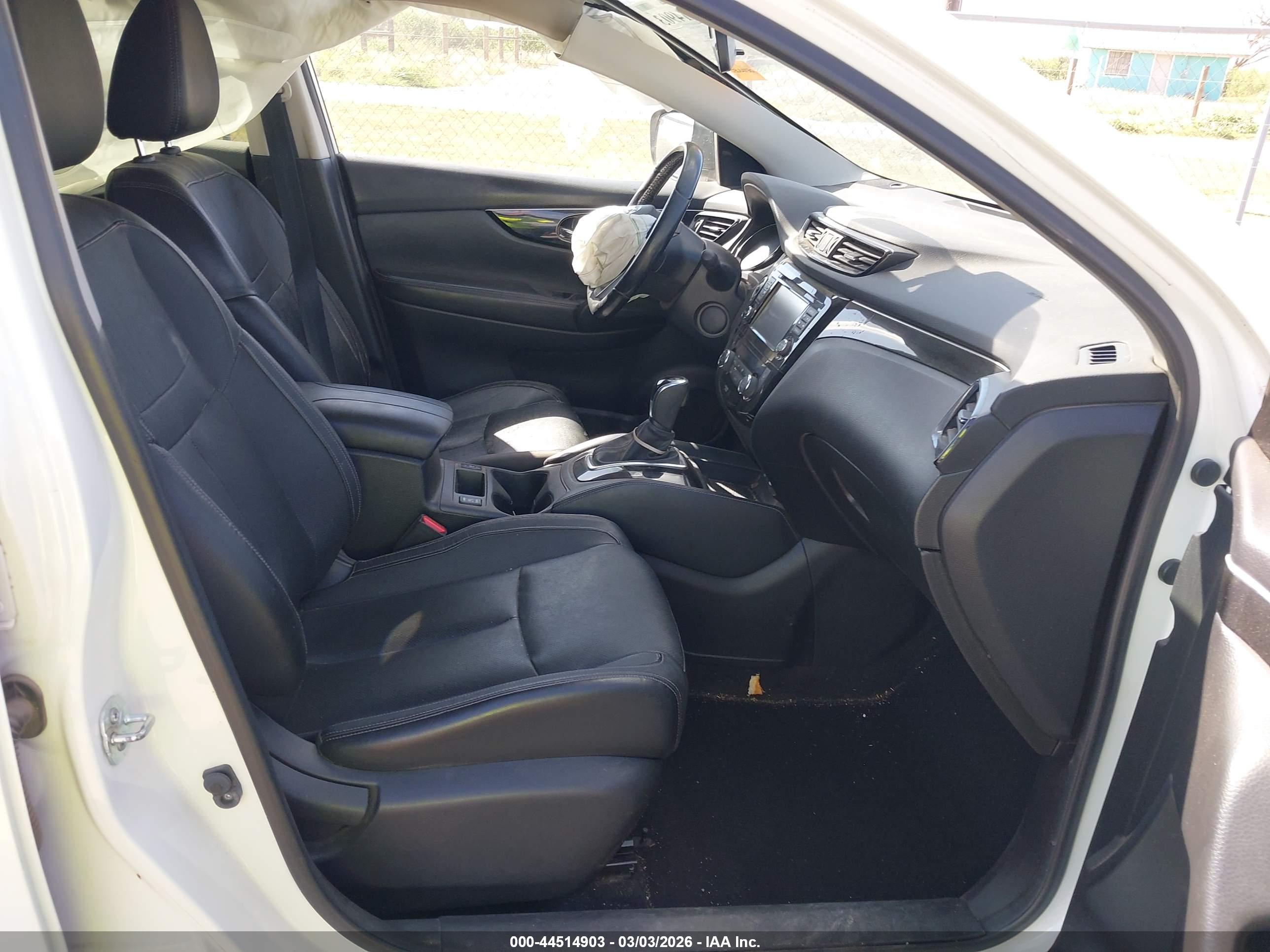 NISSAN ROGUE image 5