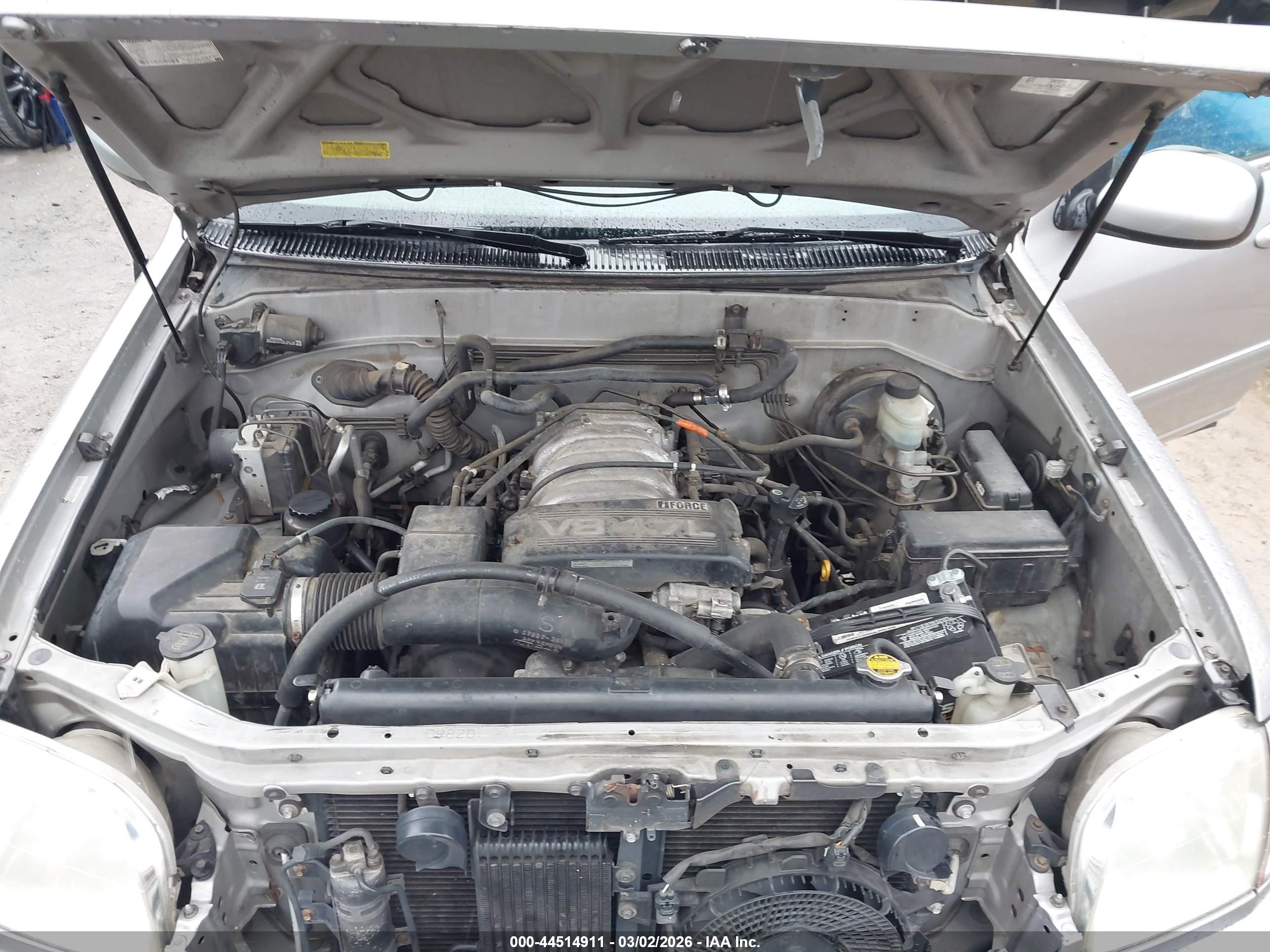 TOYOTA SEQUOIA image 10