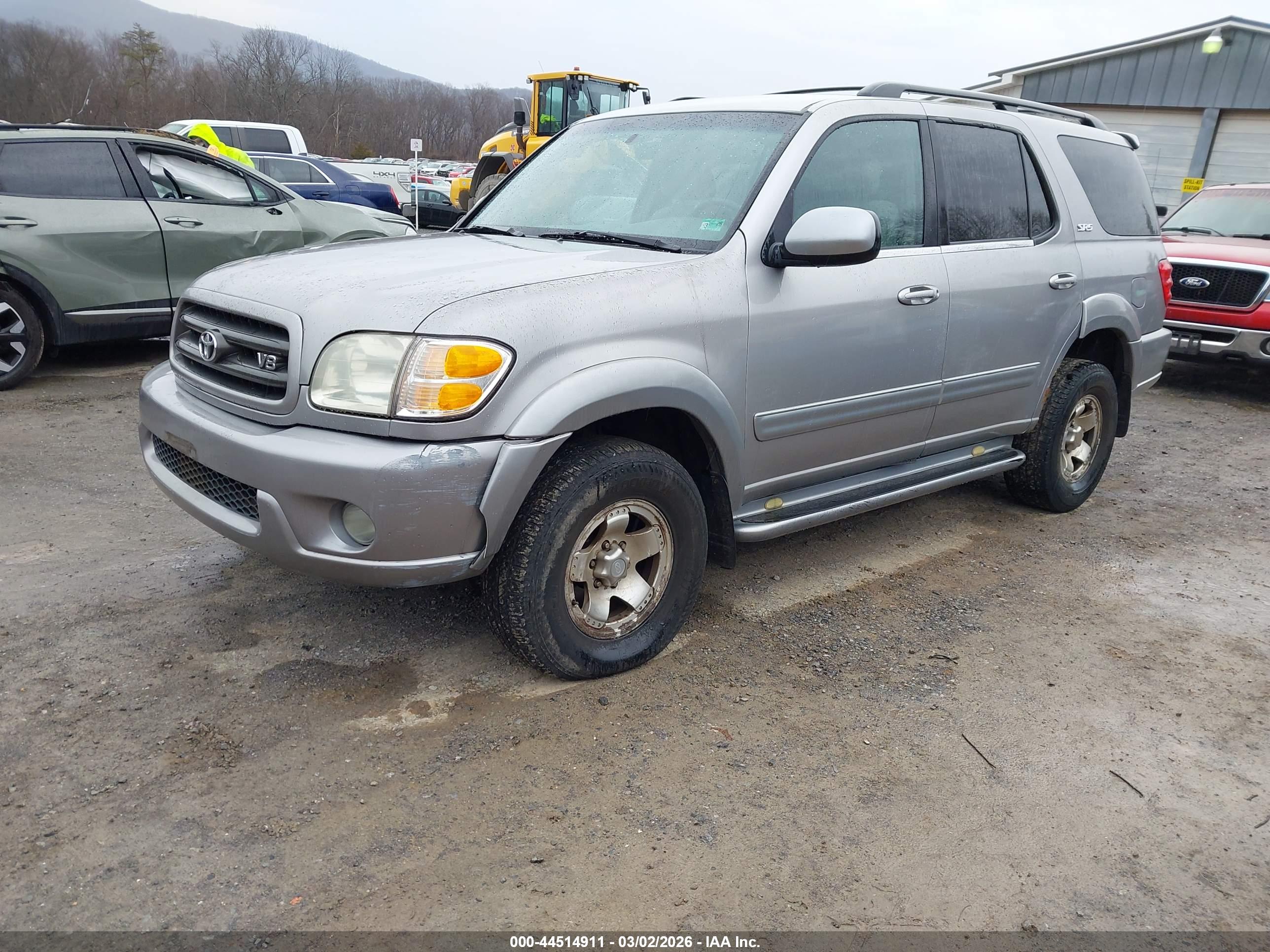 TOYOTA SEQUOIA image 2
