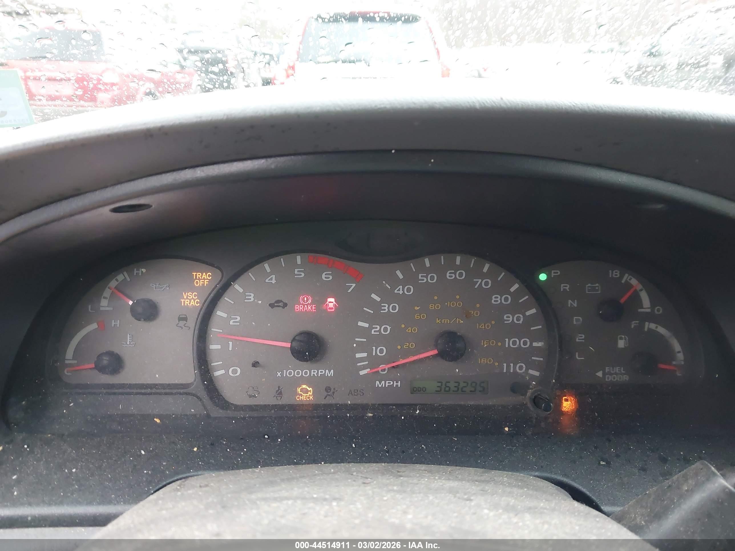 TOYOTA SEQUOIA image 7