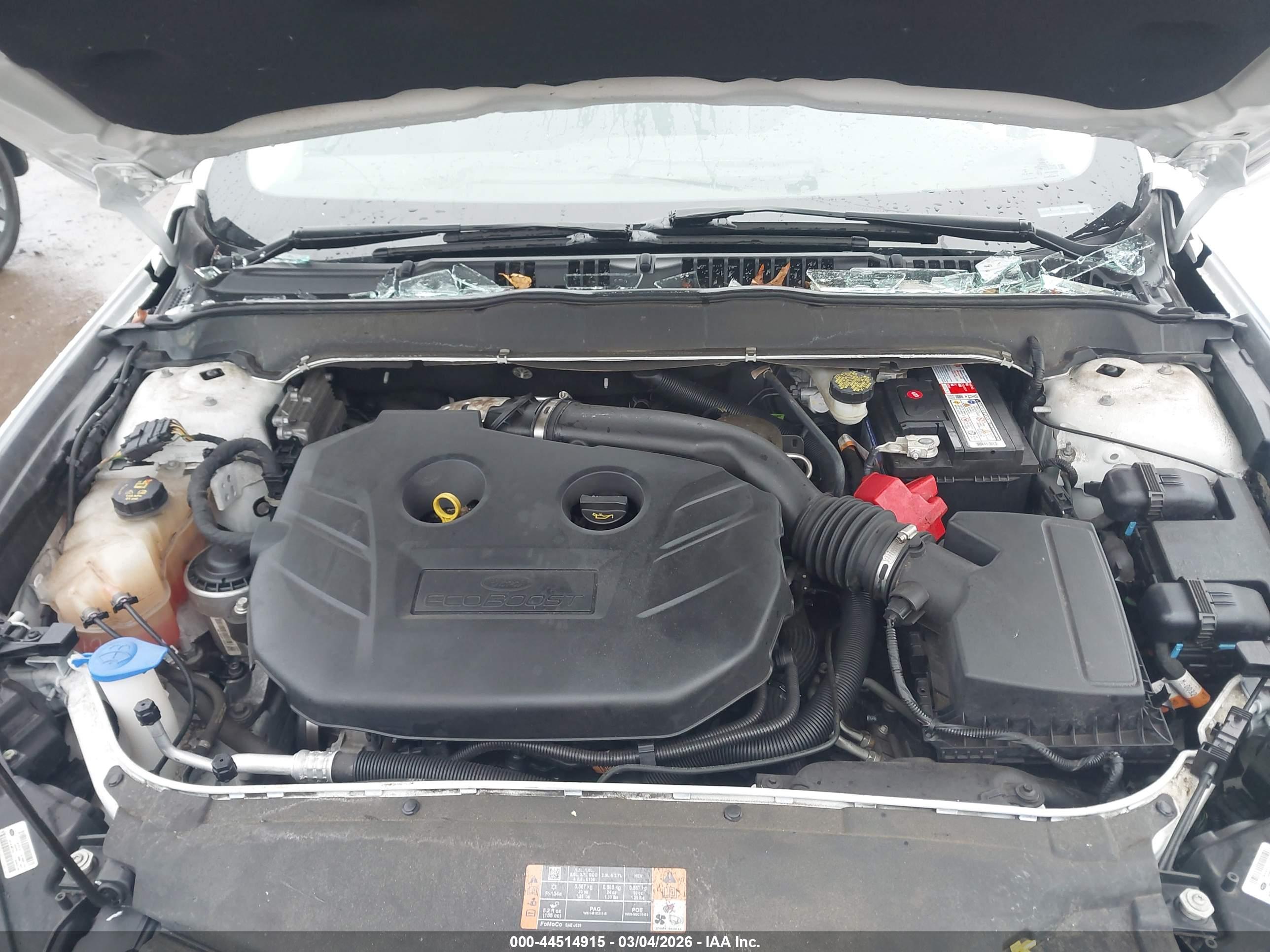 FORD FUSION image 10