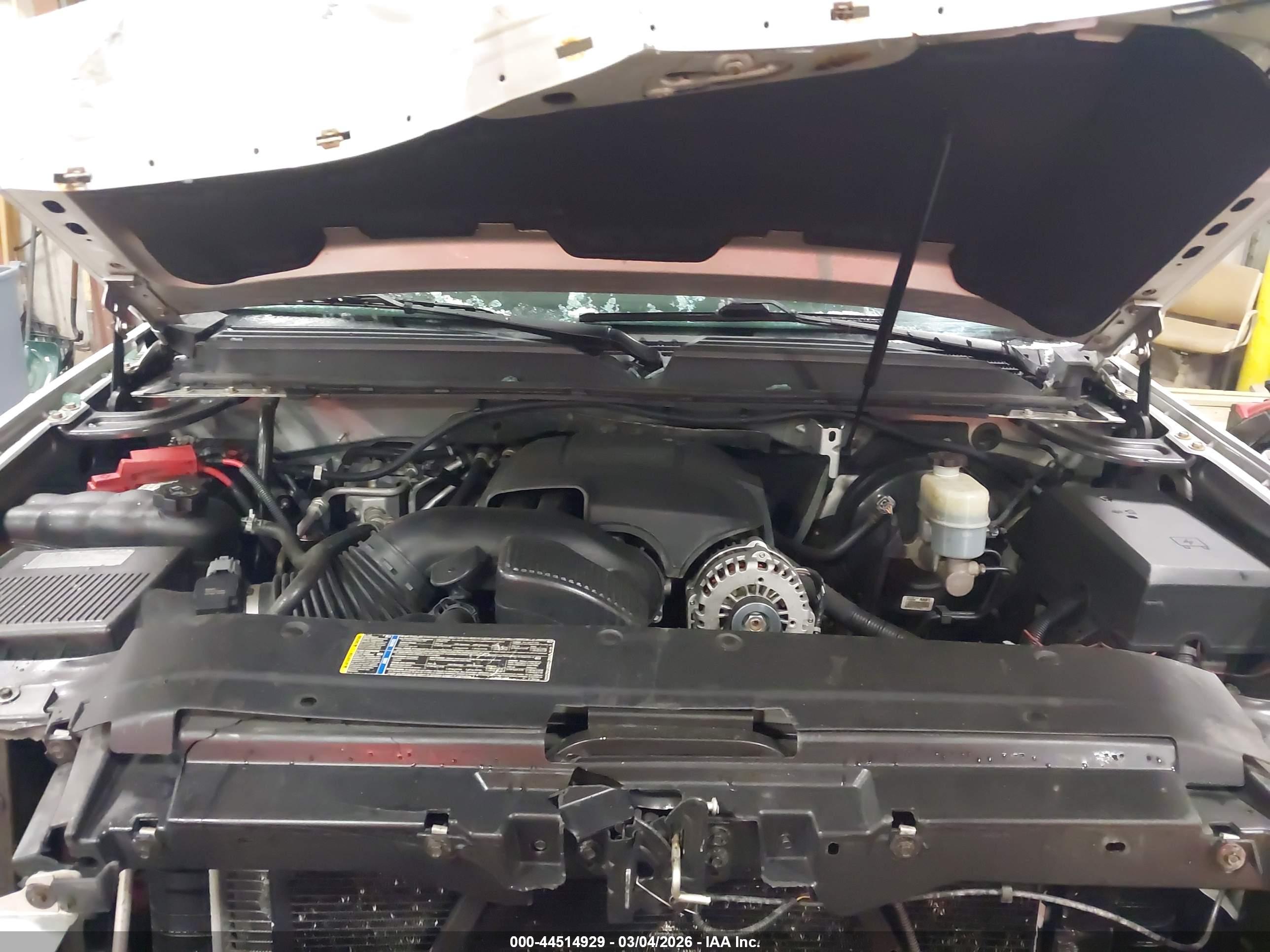 GMC YUKON image 10