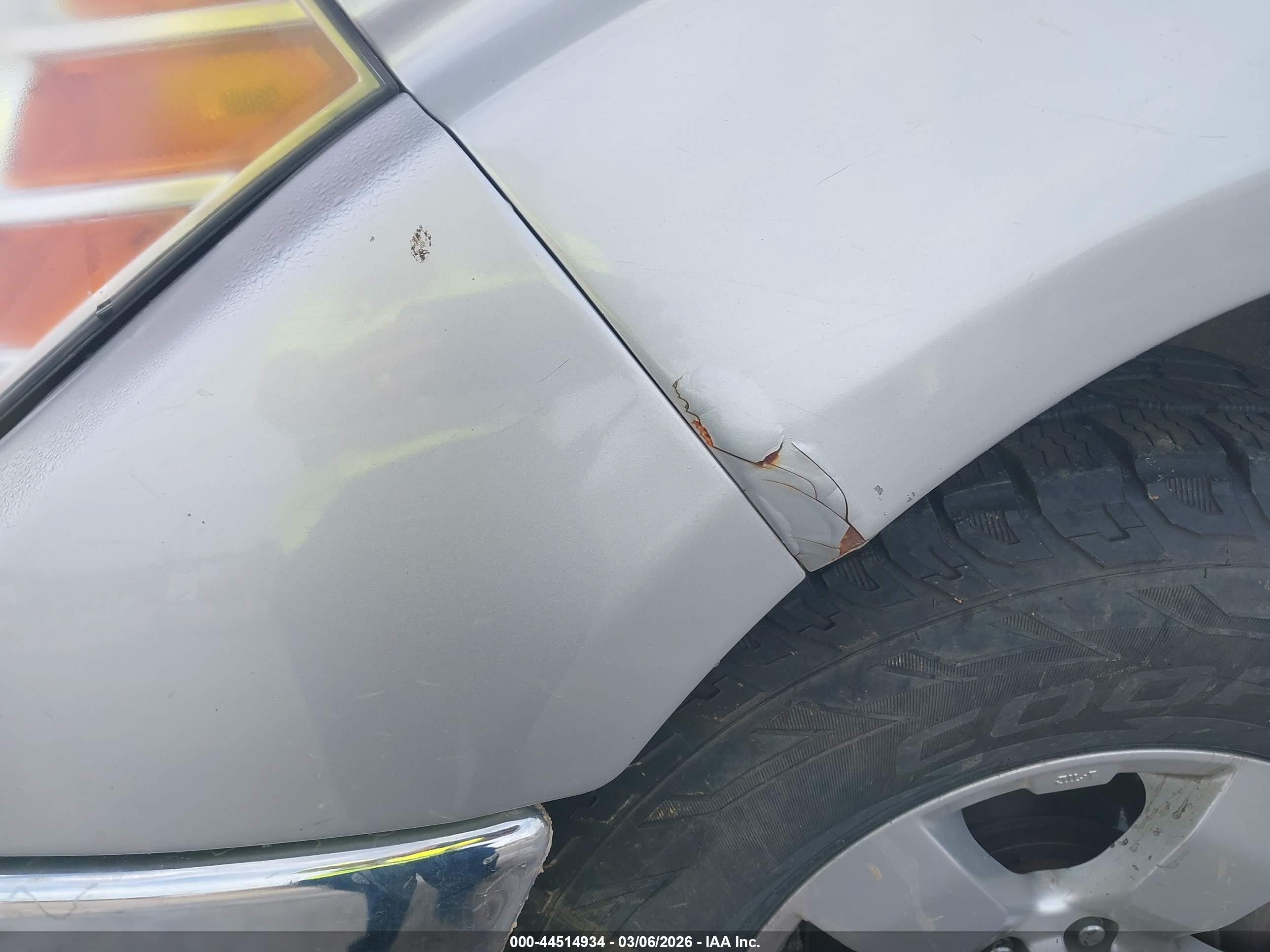 NISSAN FRONTIER image 6