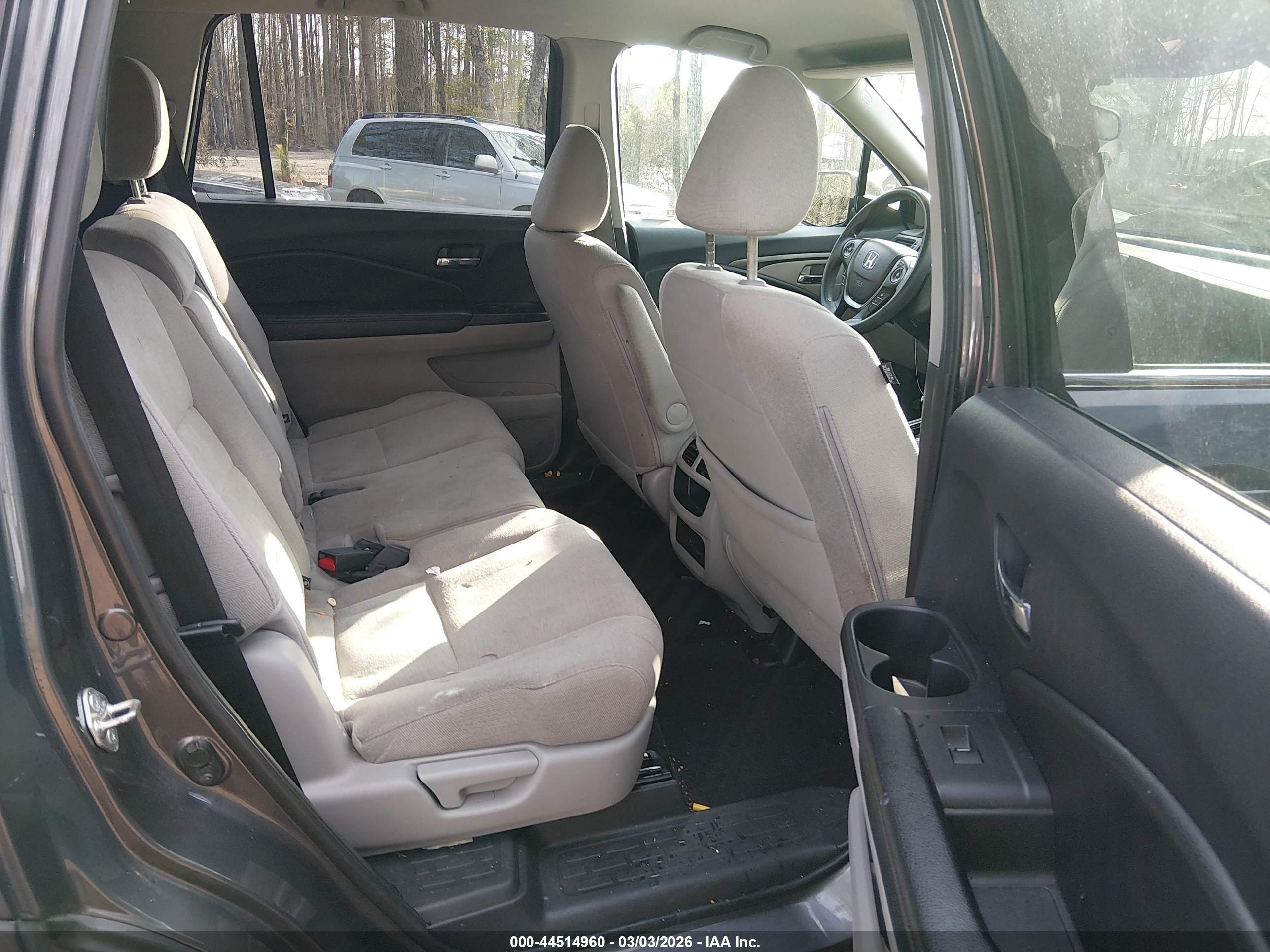 HONDA PILOT image 8