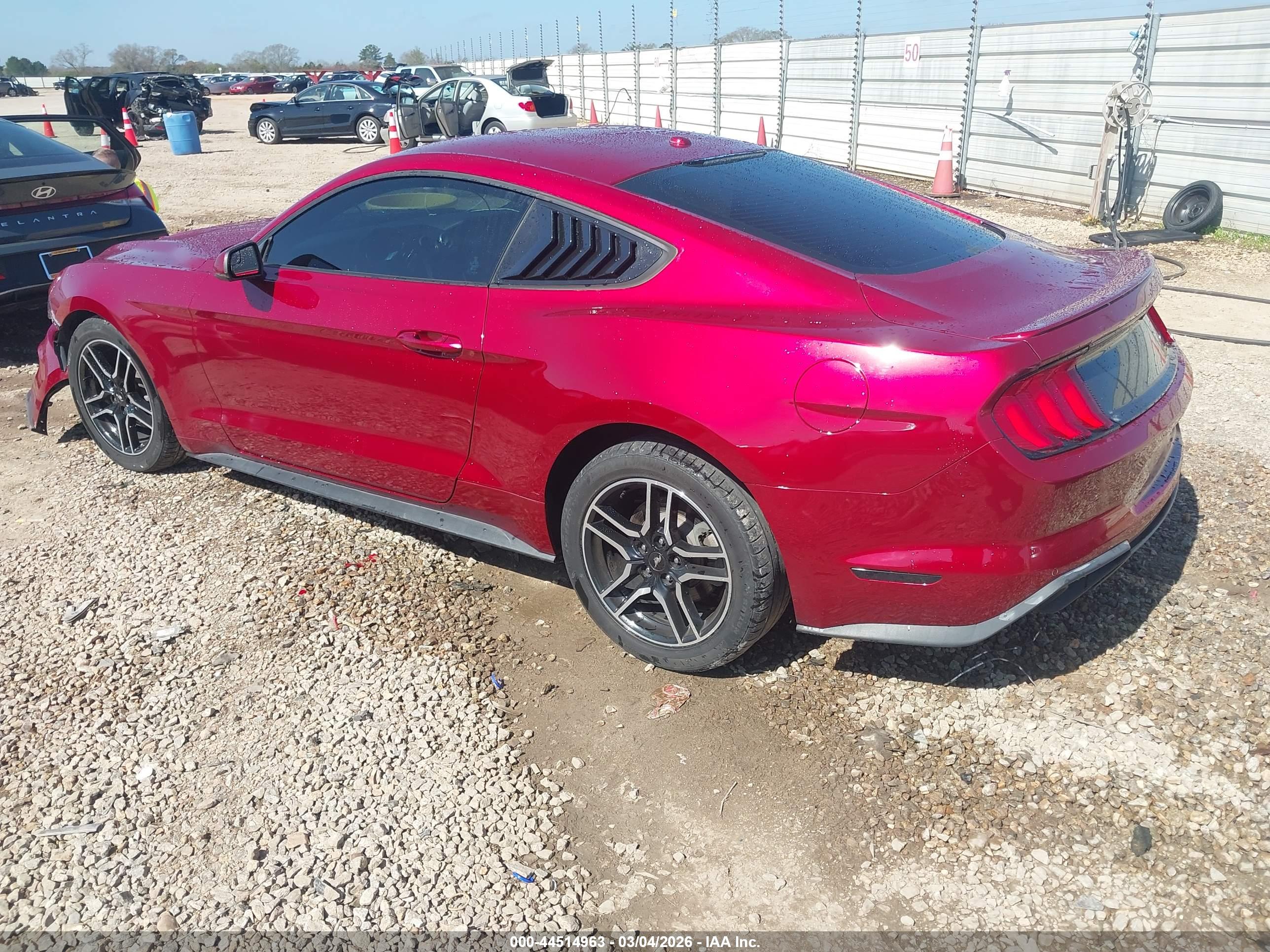 FORD MUSTANG image 3