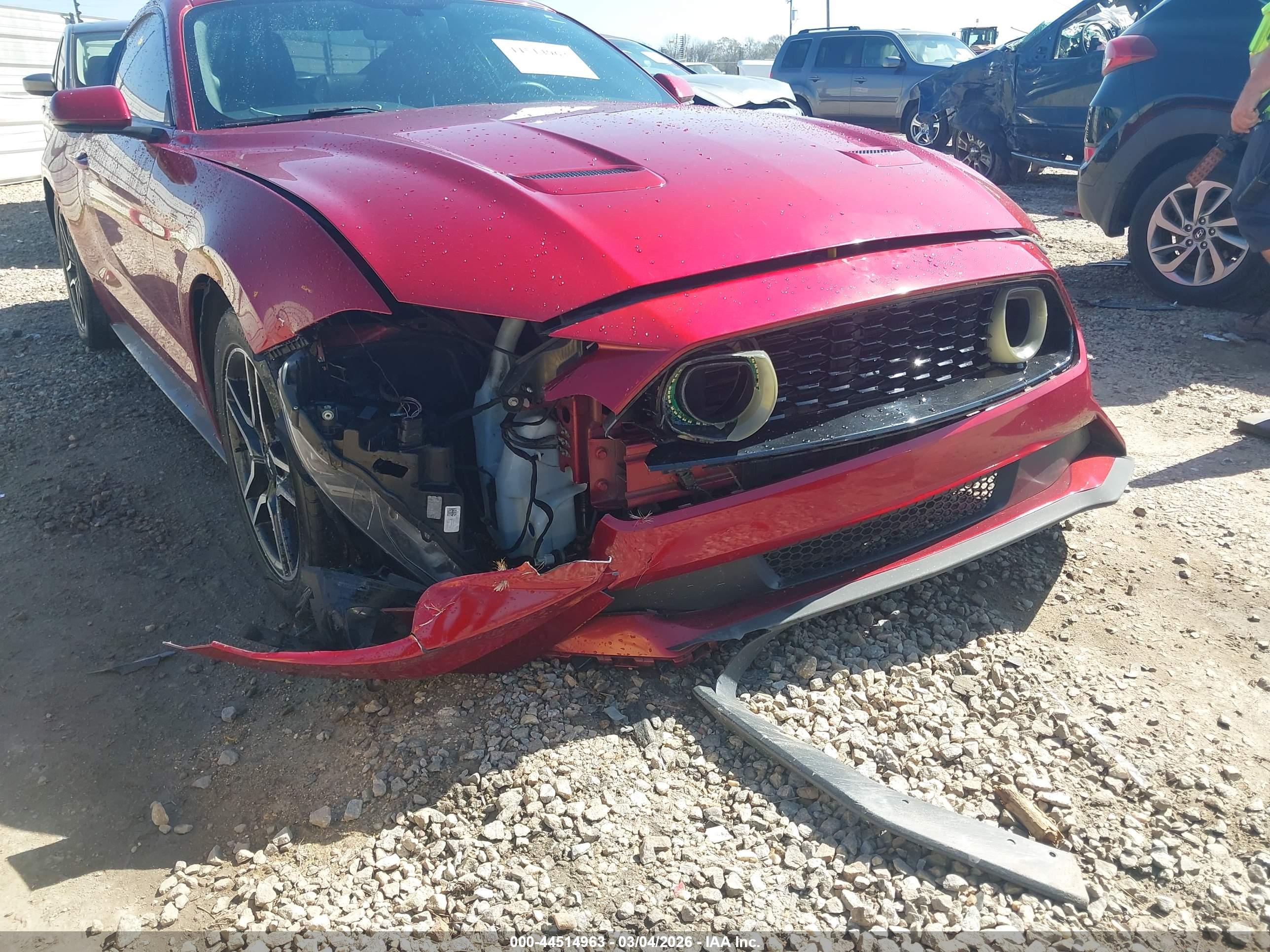 FORD MUSTANG image 6