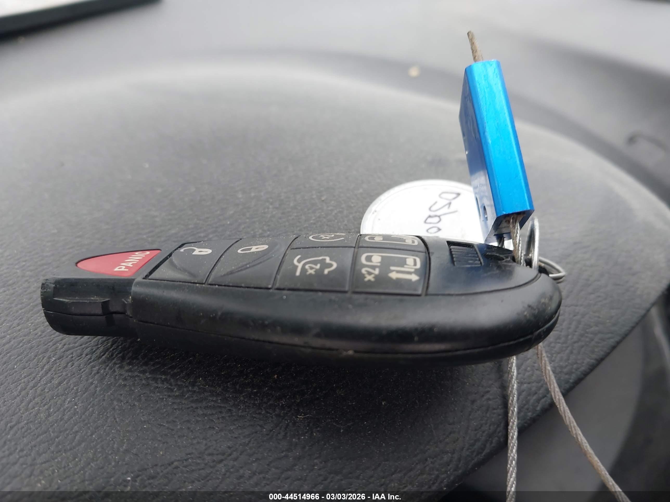CHRYSLER TOWN image 11