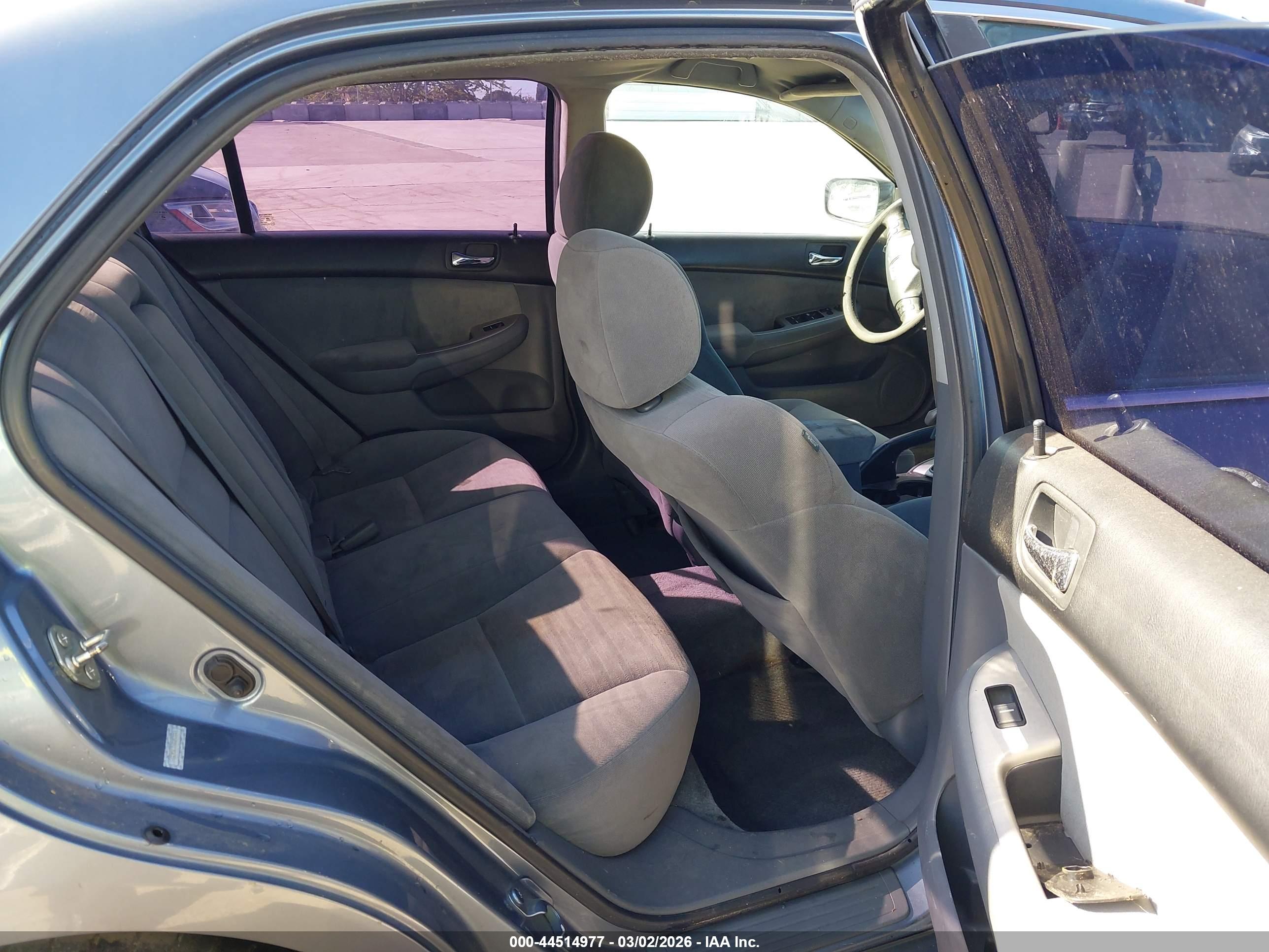 HONDA ACCORD image 8