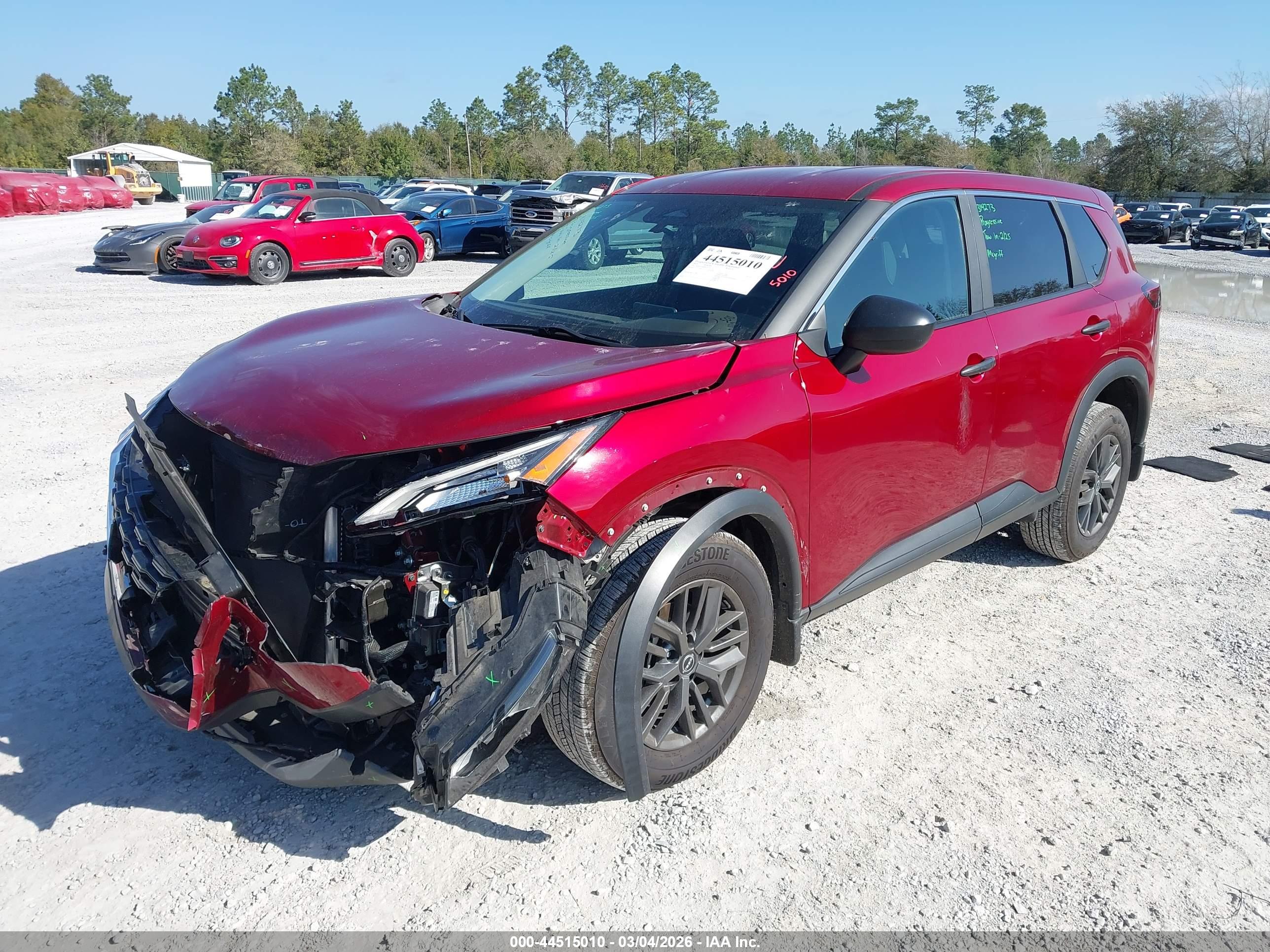 NISSAN ROGUE image 2
