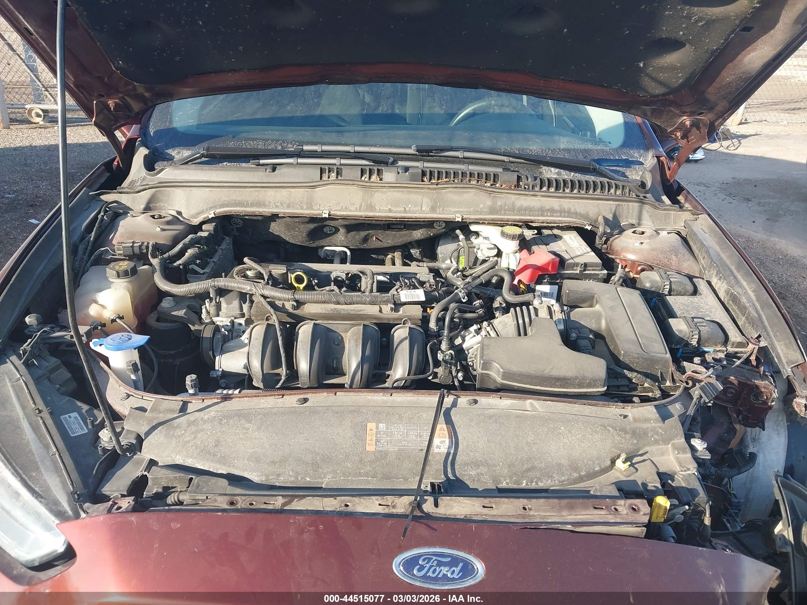 FORD FUSION image 10