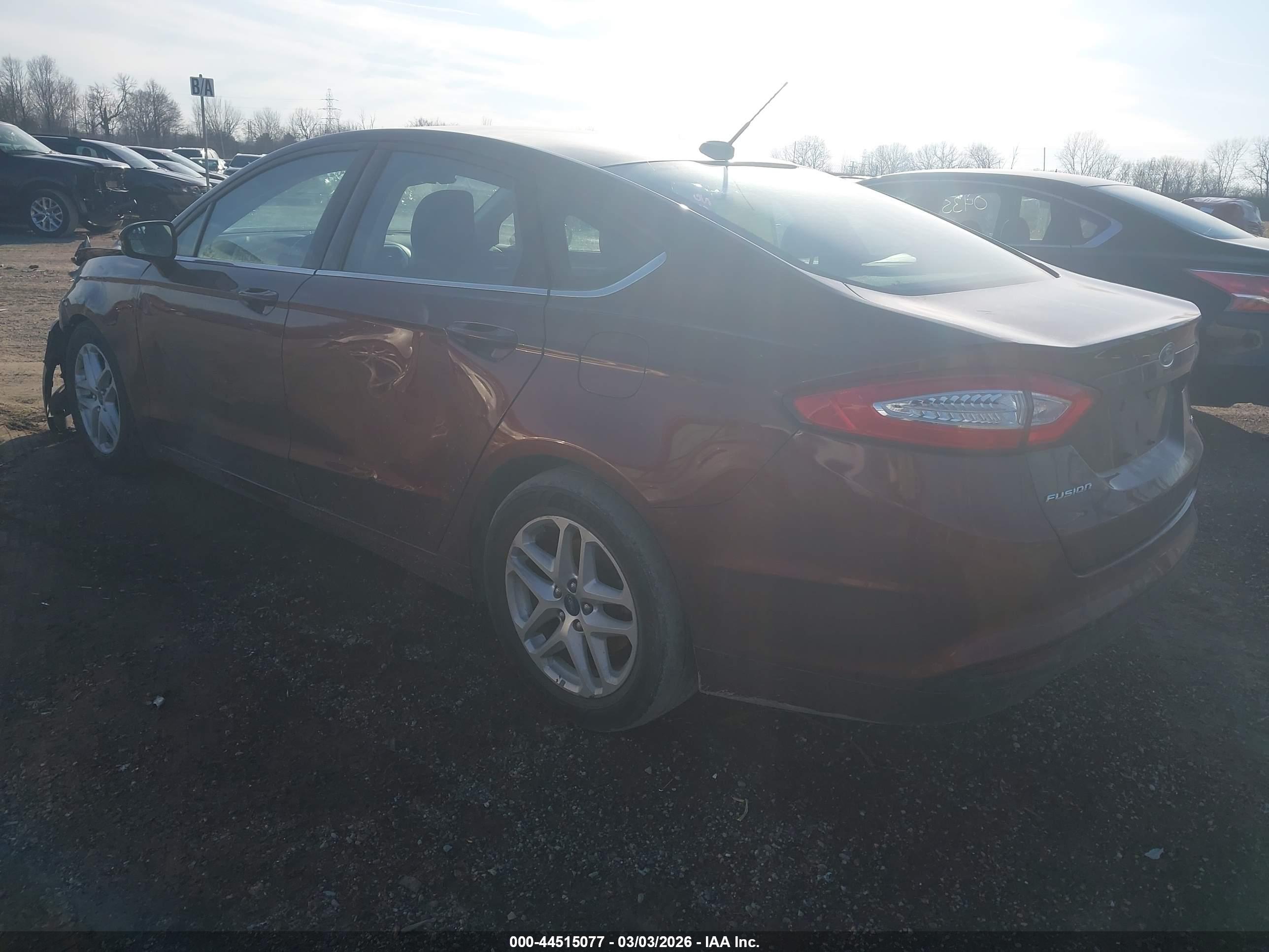 FORD FUSION image 3