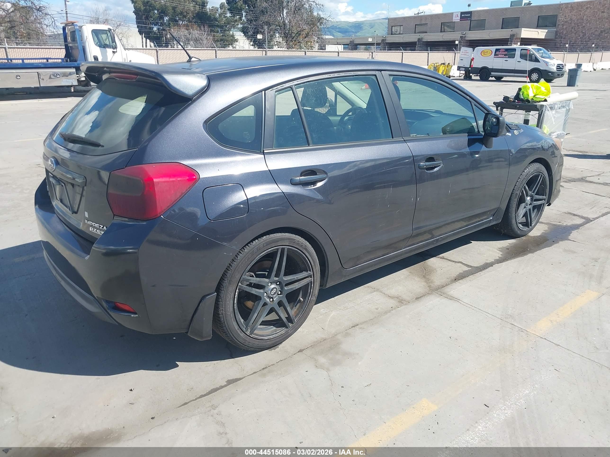 SUBARU IMPREZA image 4