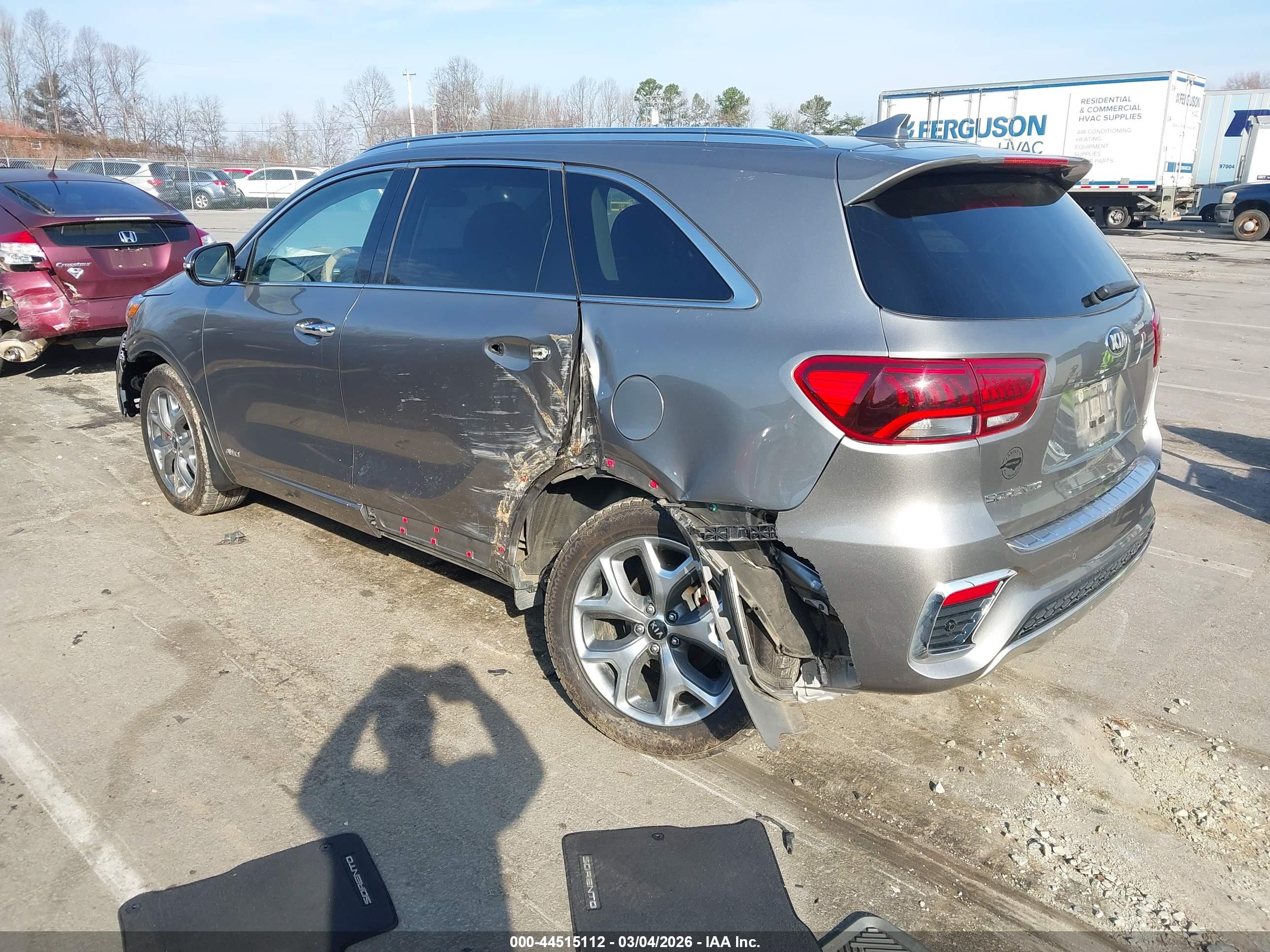 KIA SORENTO image 3