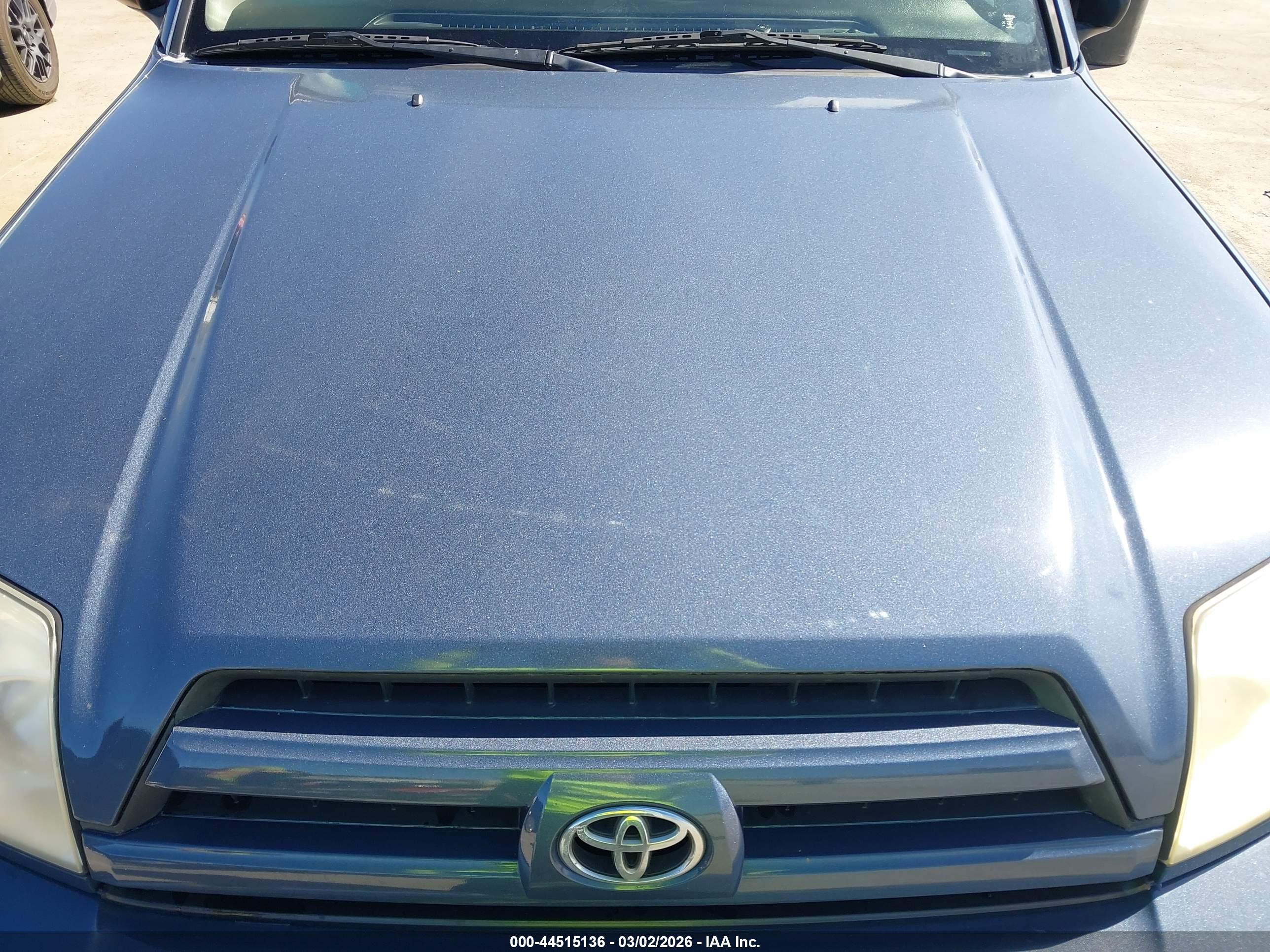 TOYOTA 4RUNNER image 6