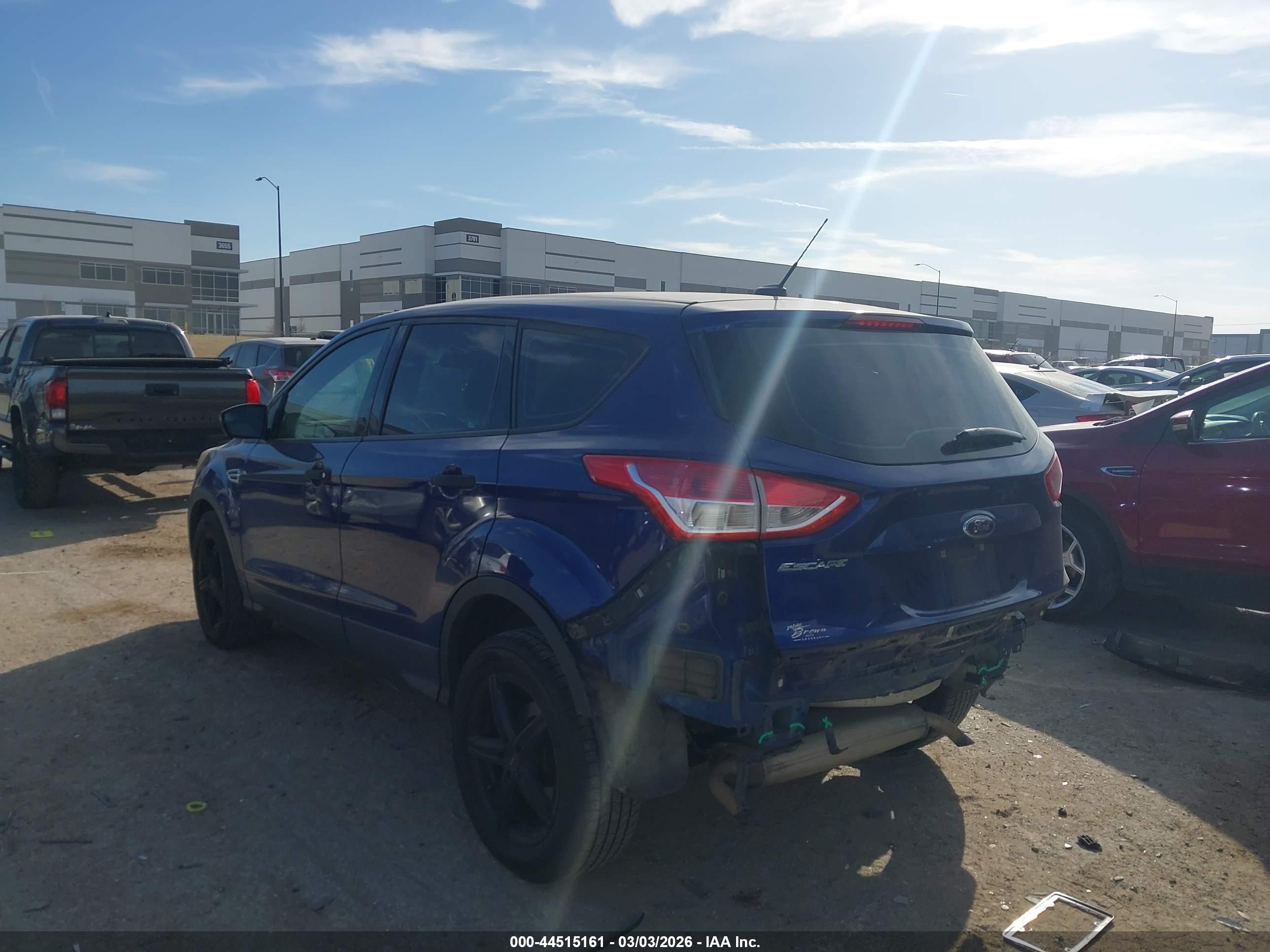 FORD ESCAPE image 3