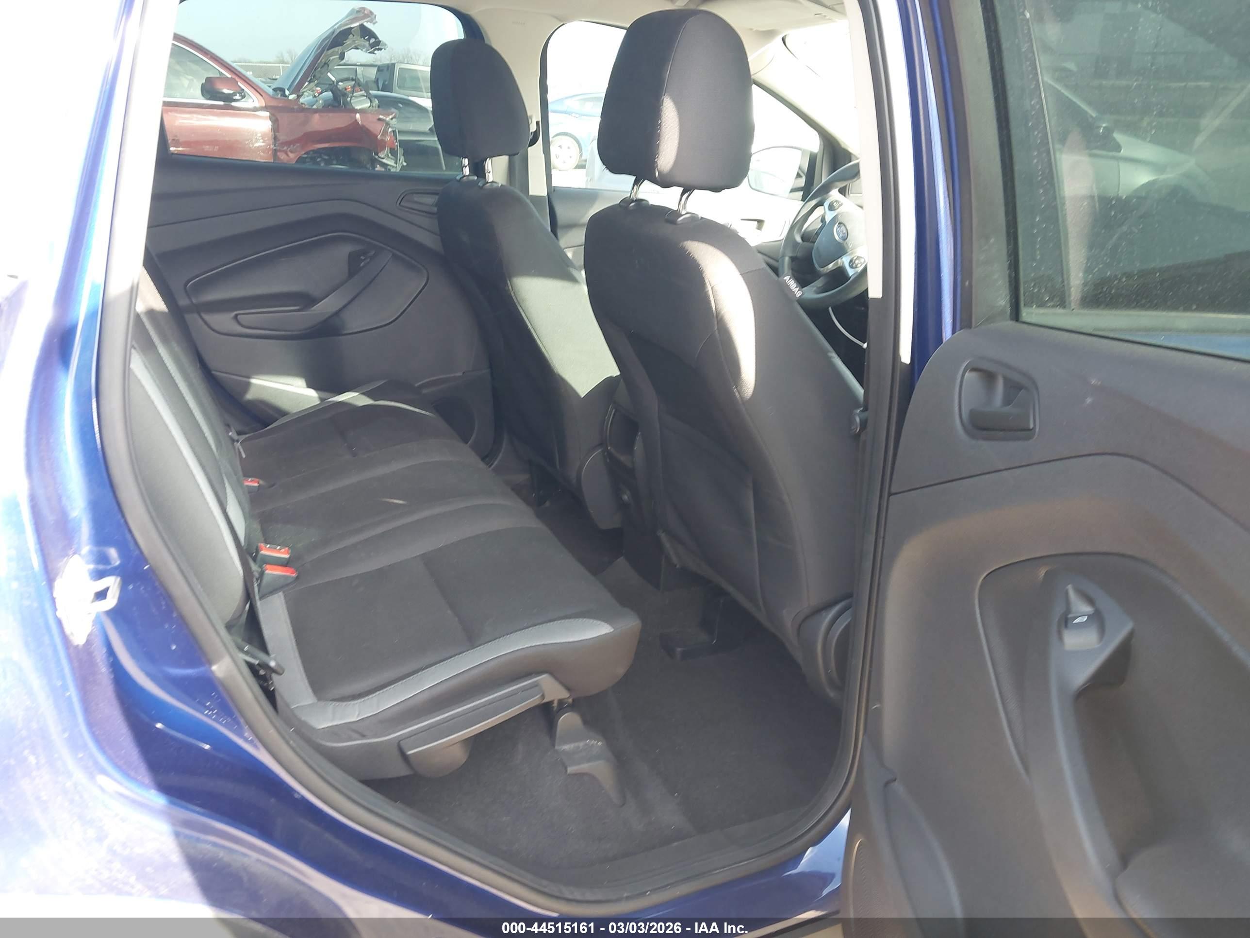 FORD ESCAPE image 8