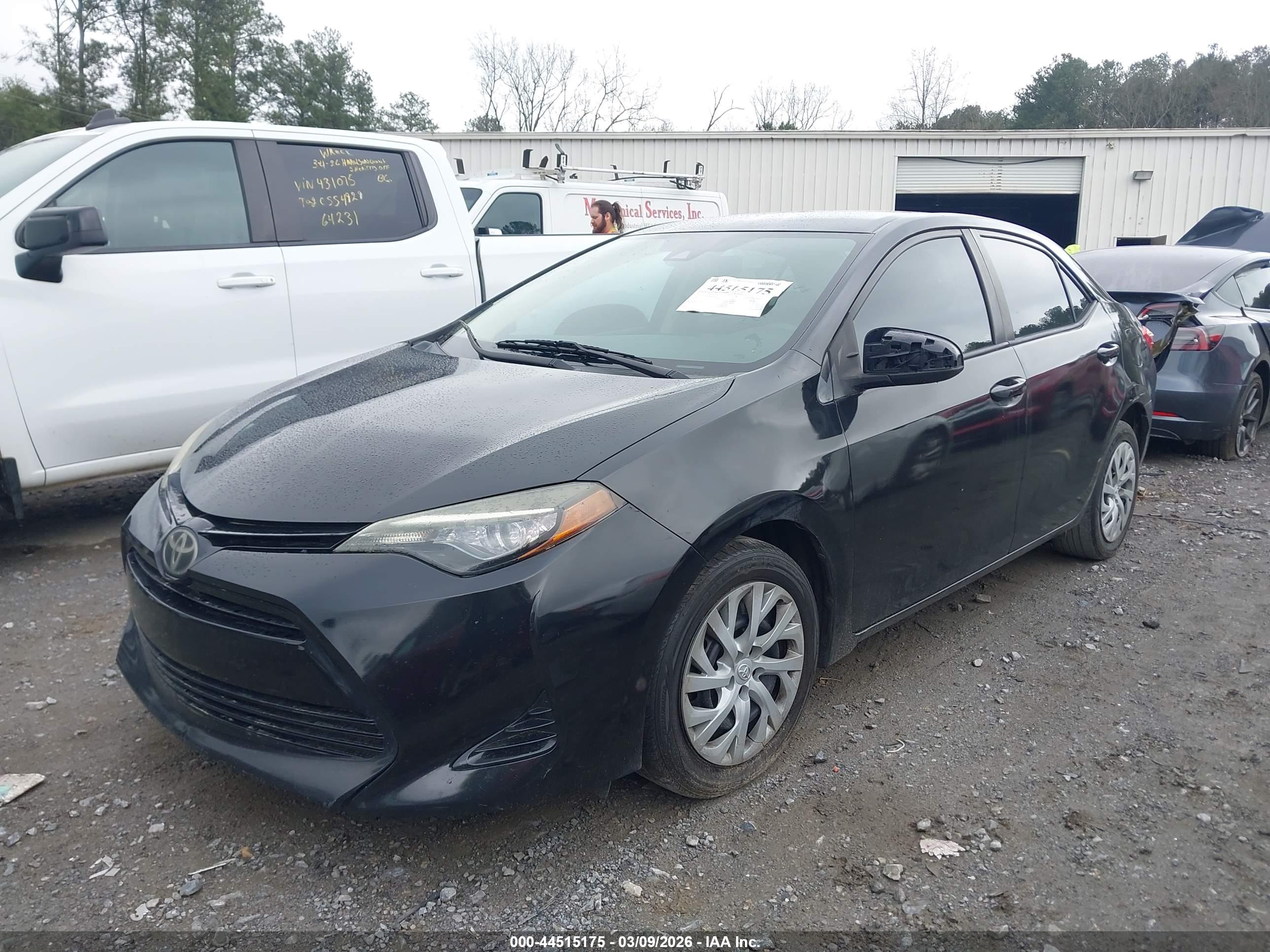 TOYOTA COROLLA image 2