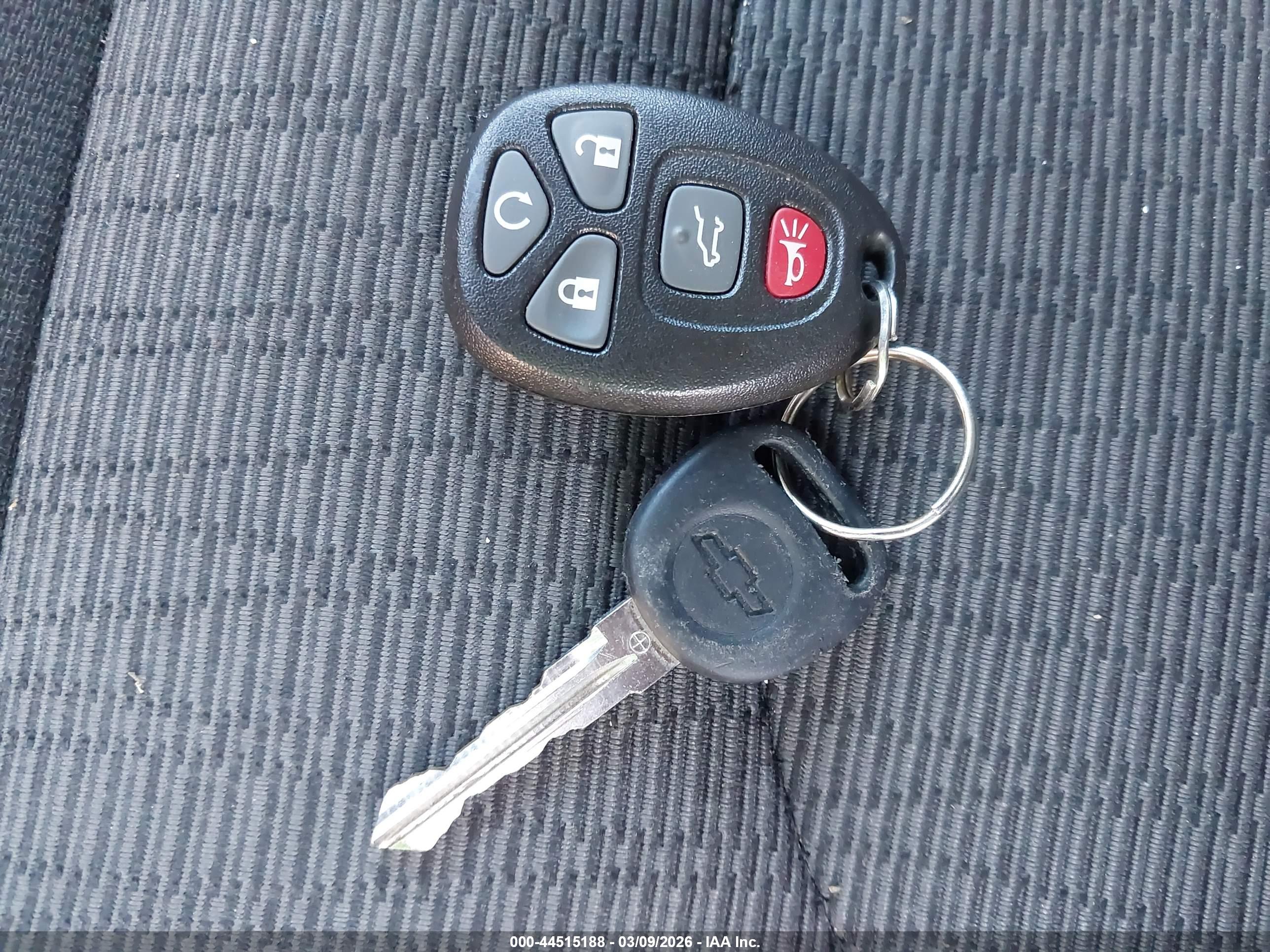 CHEVROLET TRAVERSE image 11