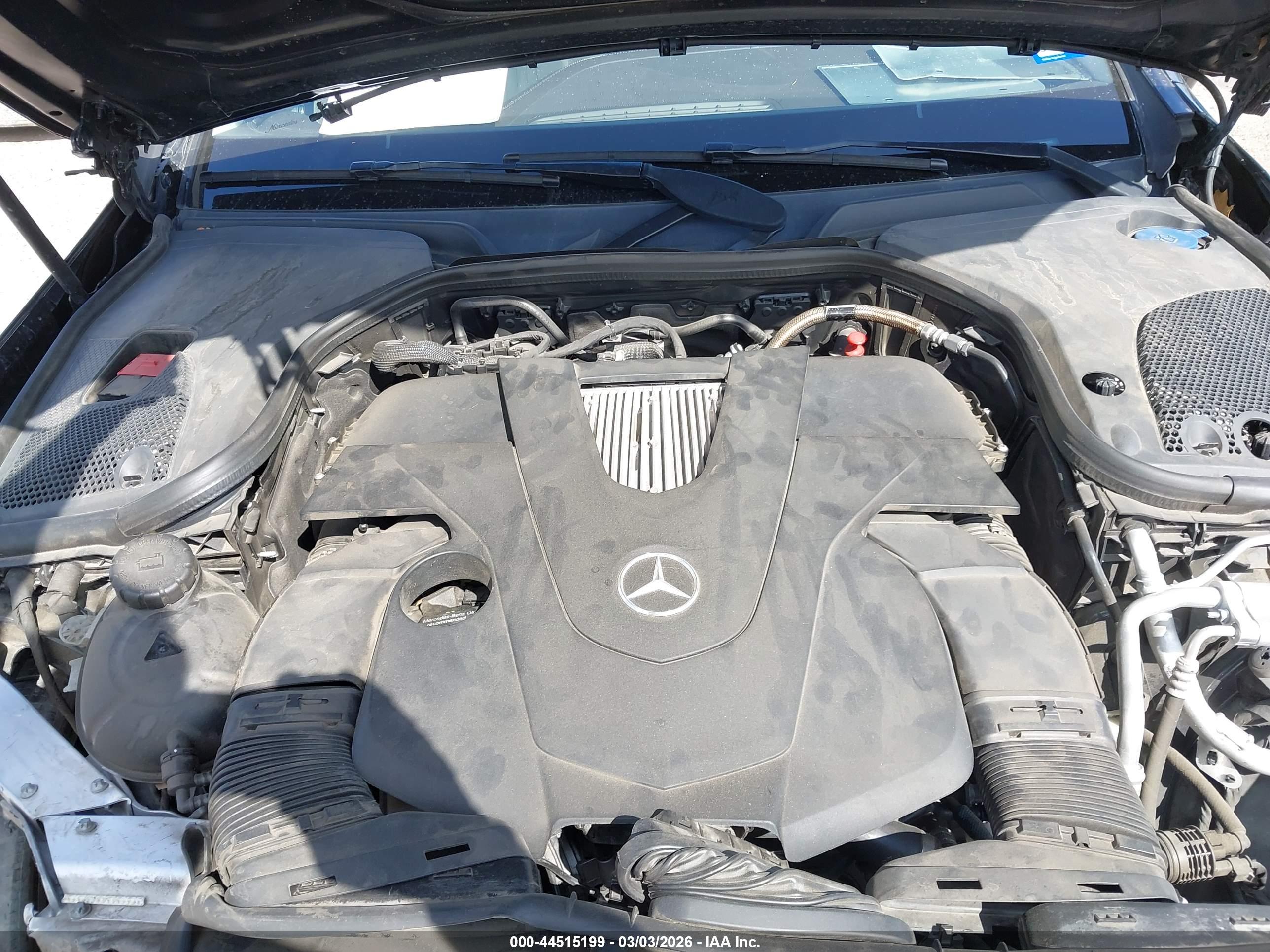 MERCEDES-BENZ E image 10