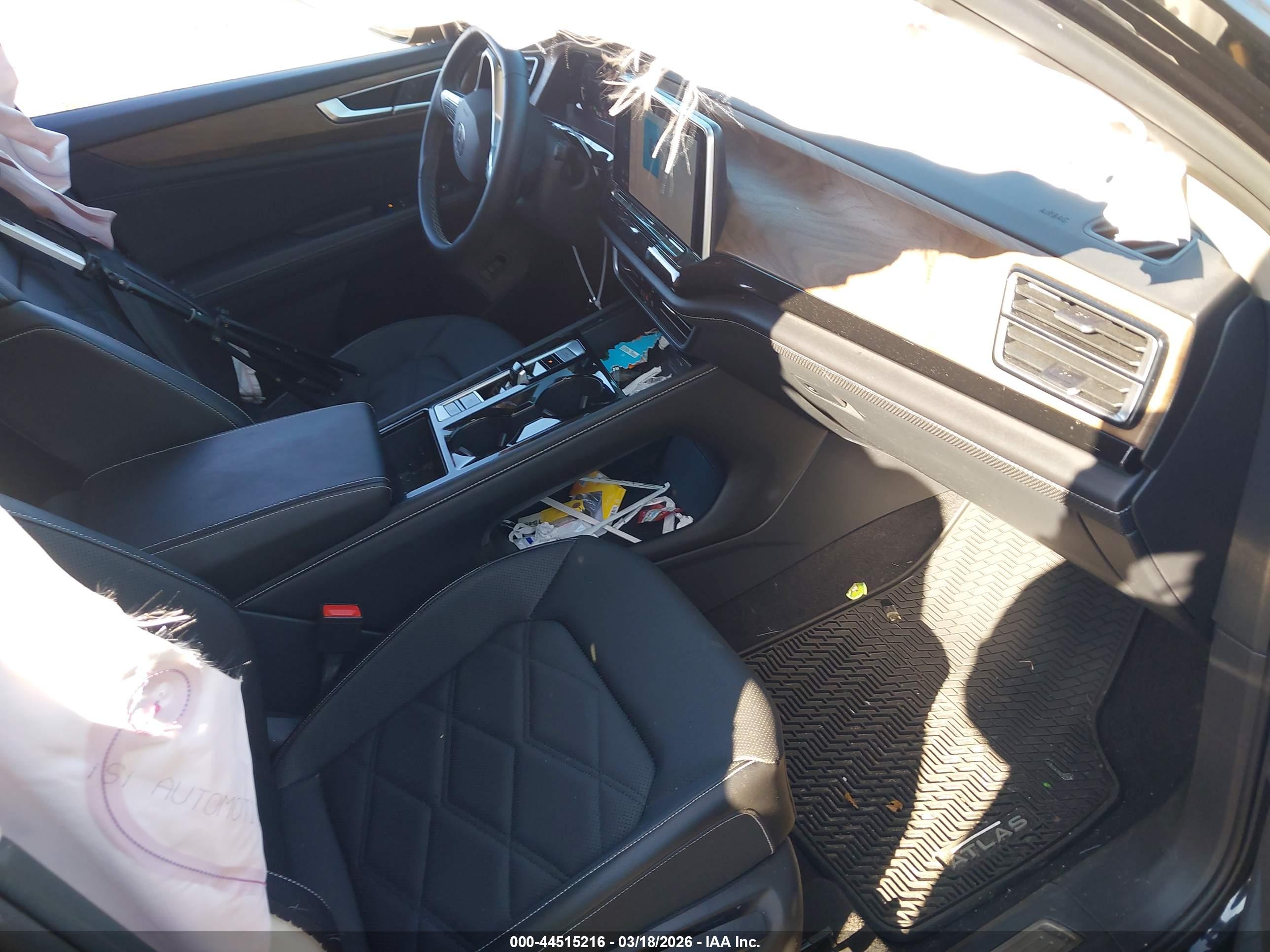 VOLKSWAGEN ATLAS image 8