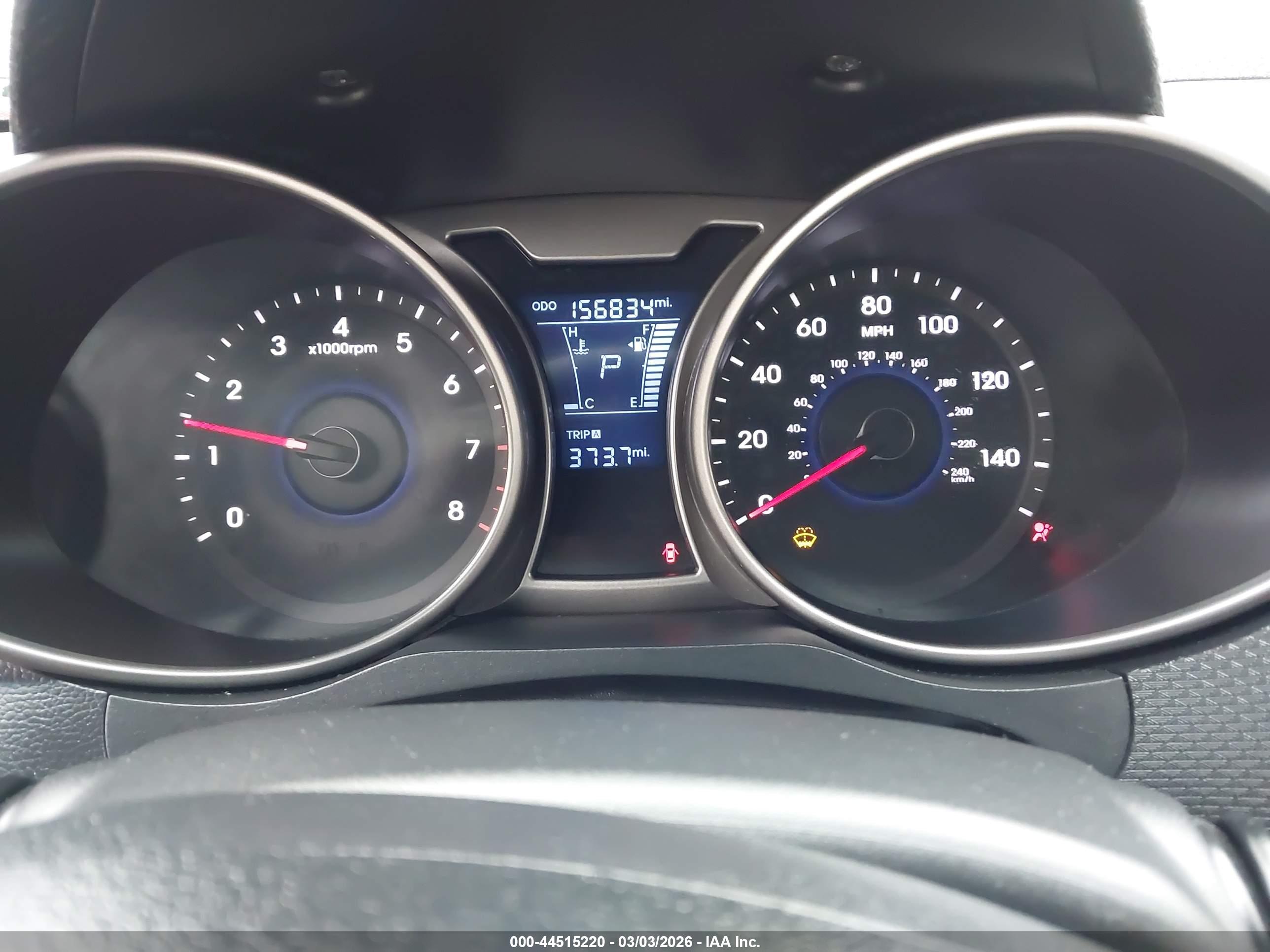 HYUNDAI VELOSTER image 7