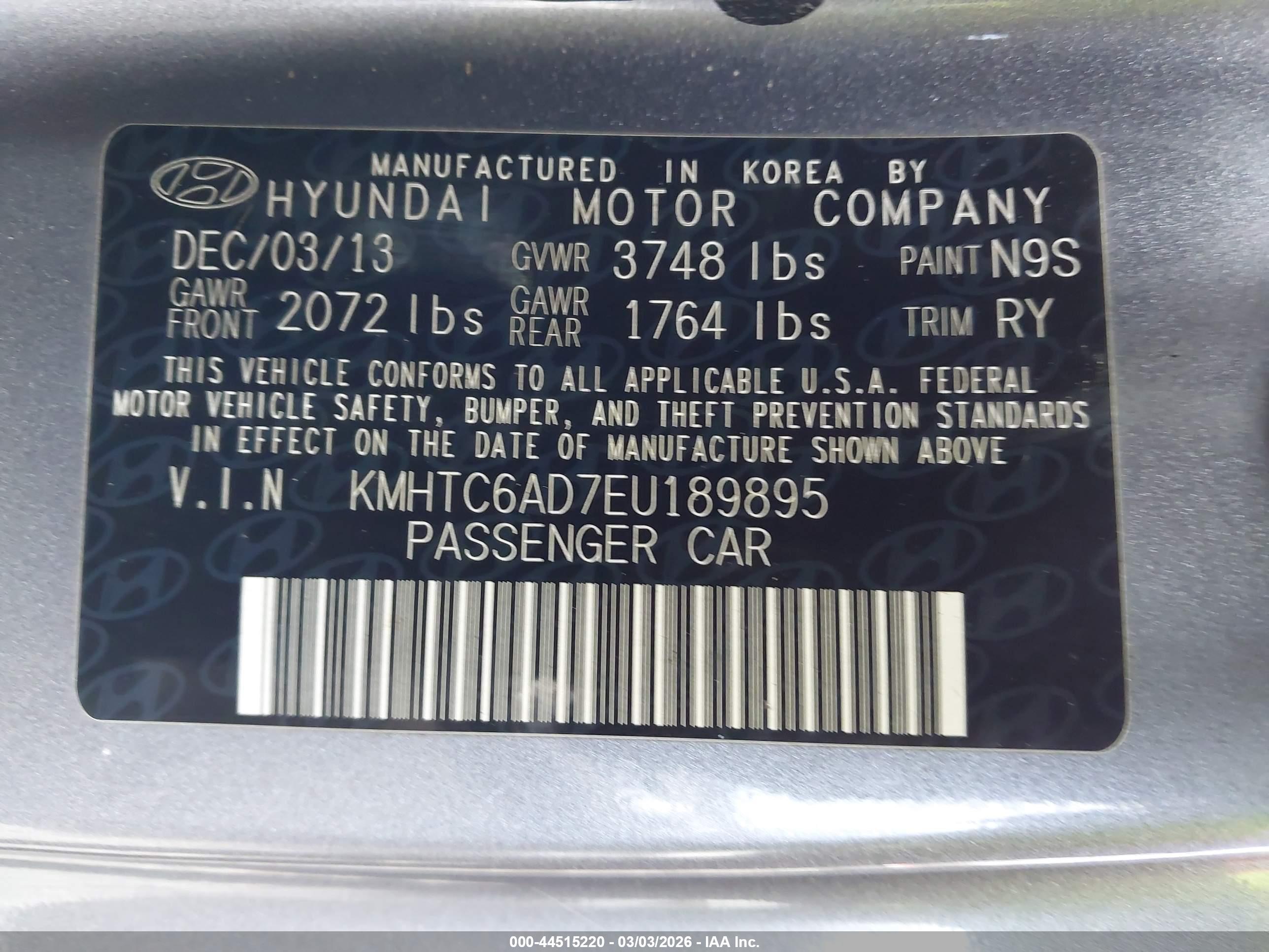 HYUNDAI VELOSTER image 9