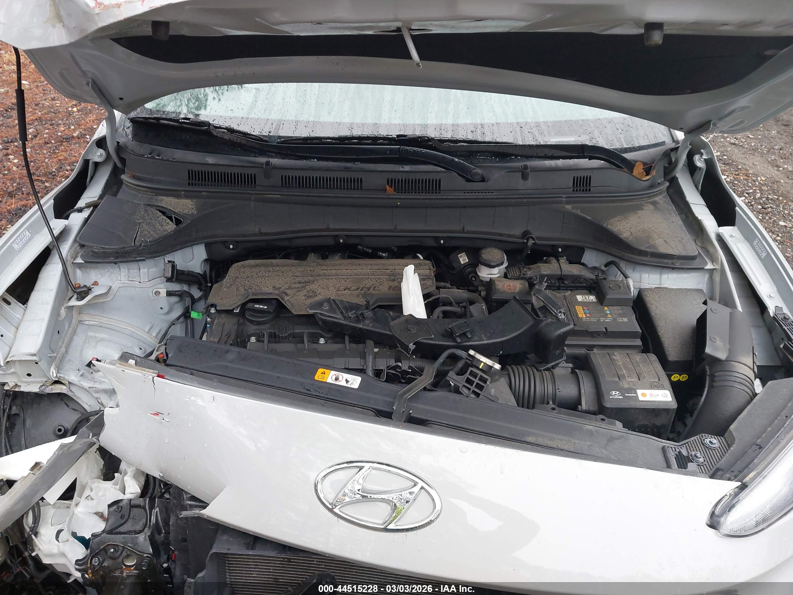 HYUNDAI KONA image 10