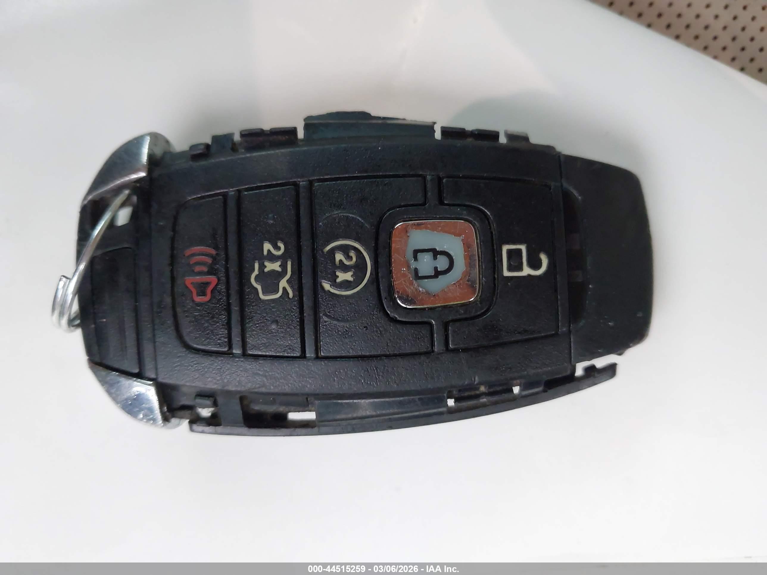 LINCOLN MKZ image 11