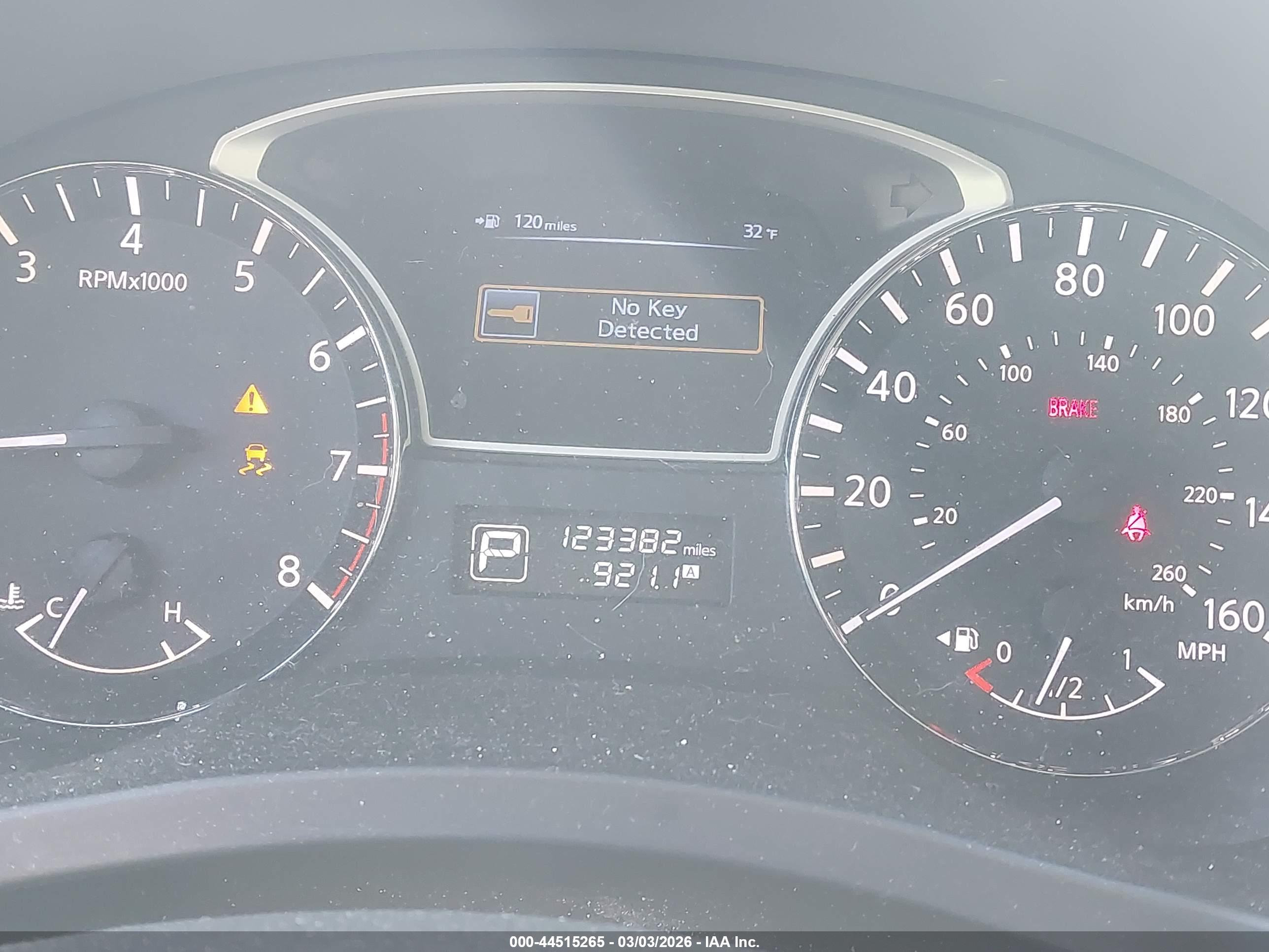 NISSAN ALTIMA image 7