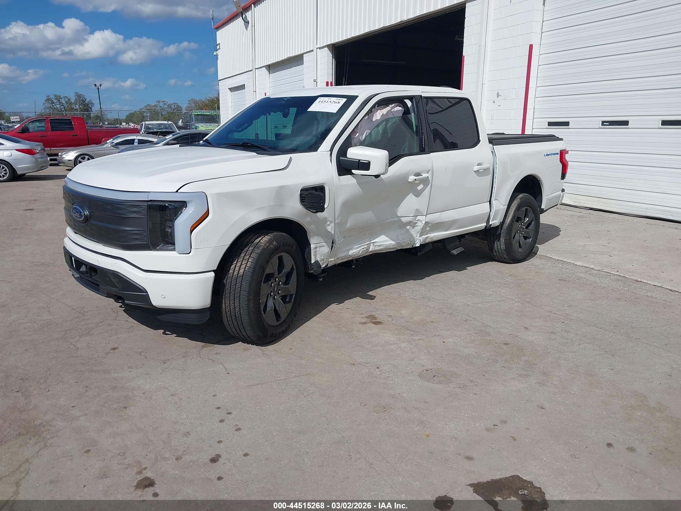 FORD F-150 image 2