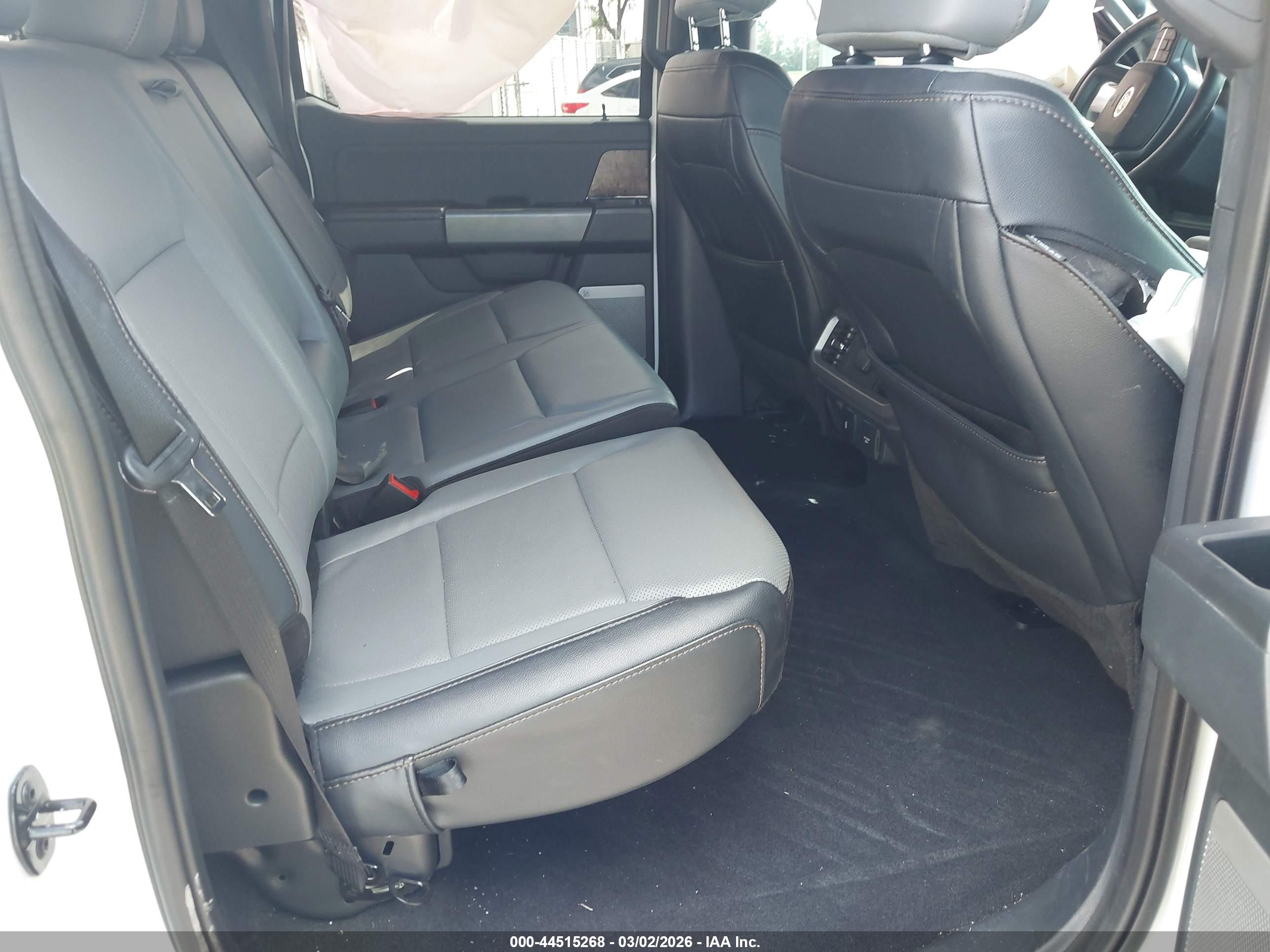 FORD F-150 image 8