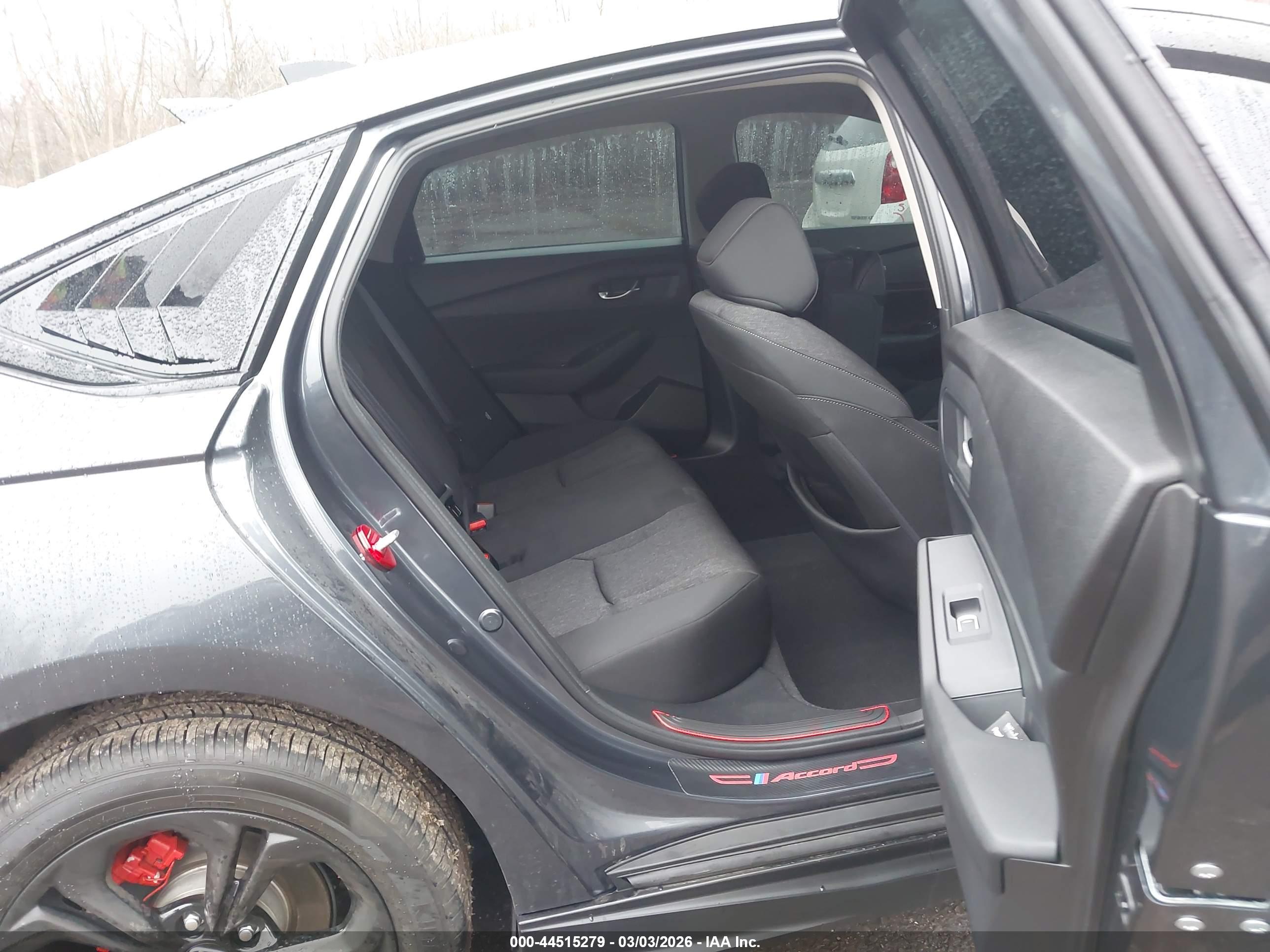 HONDA ACCORD image 8