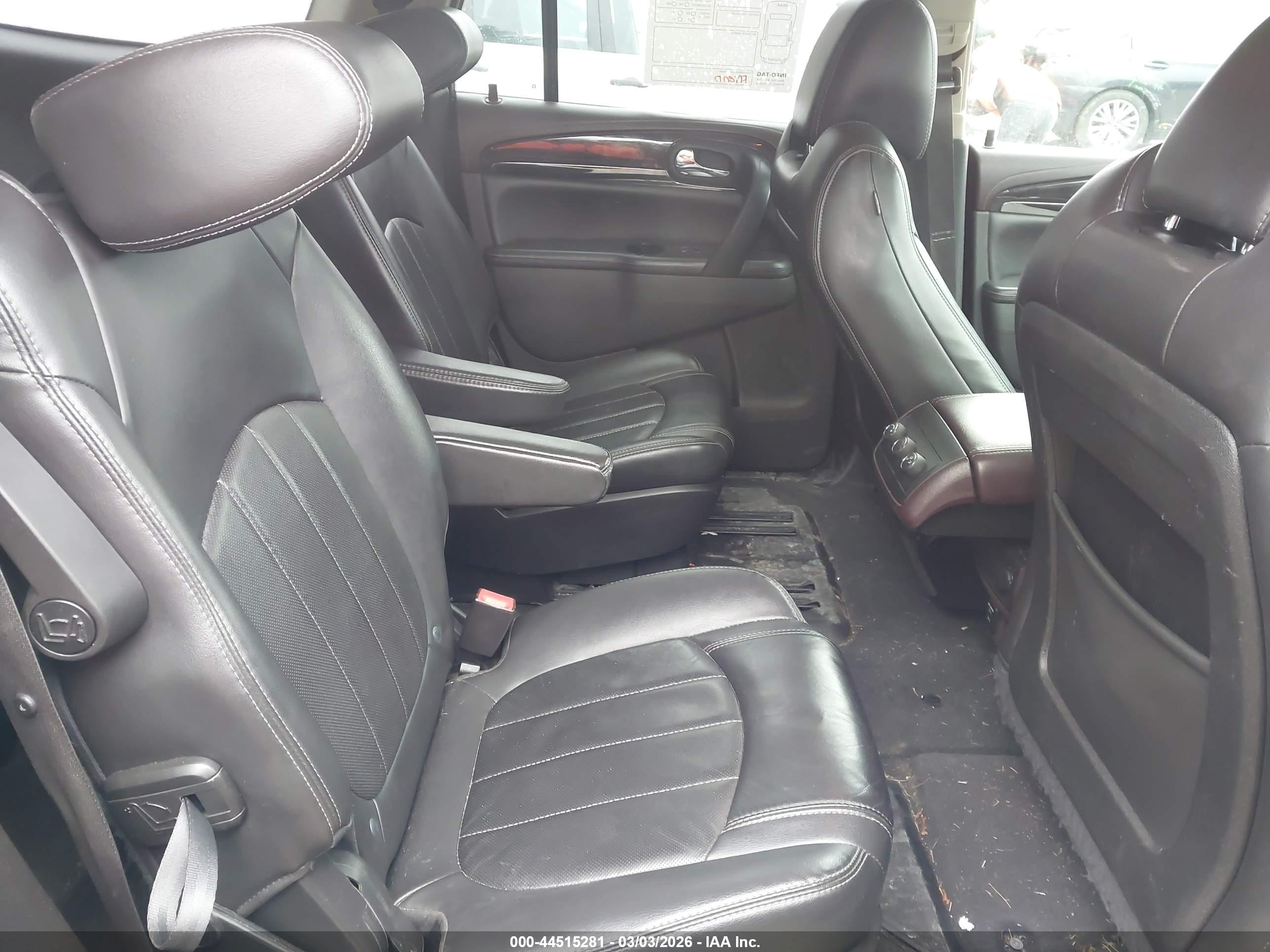 BUICK ENCLAVE image 8