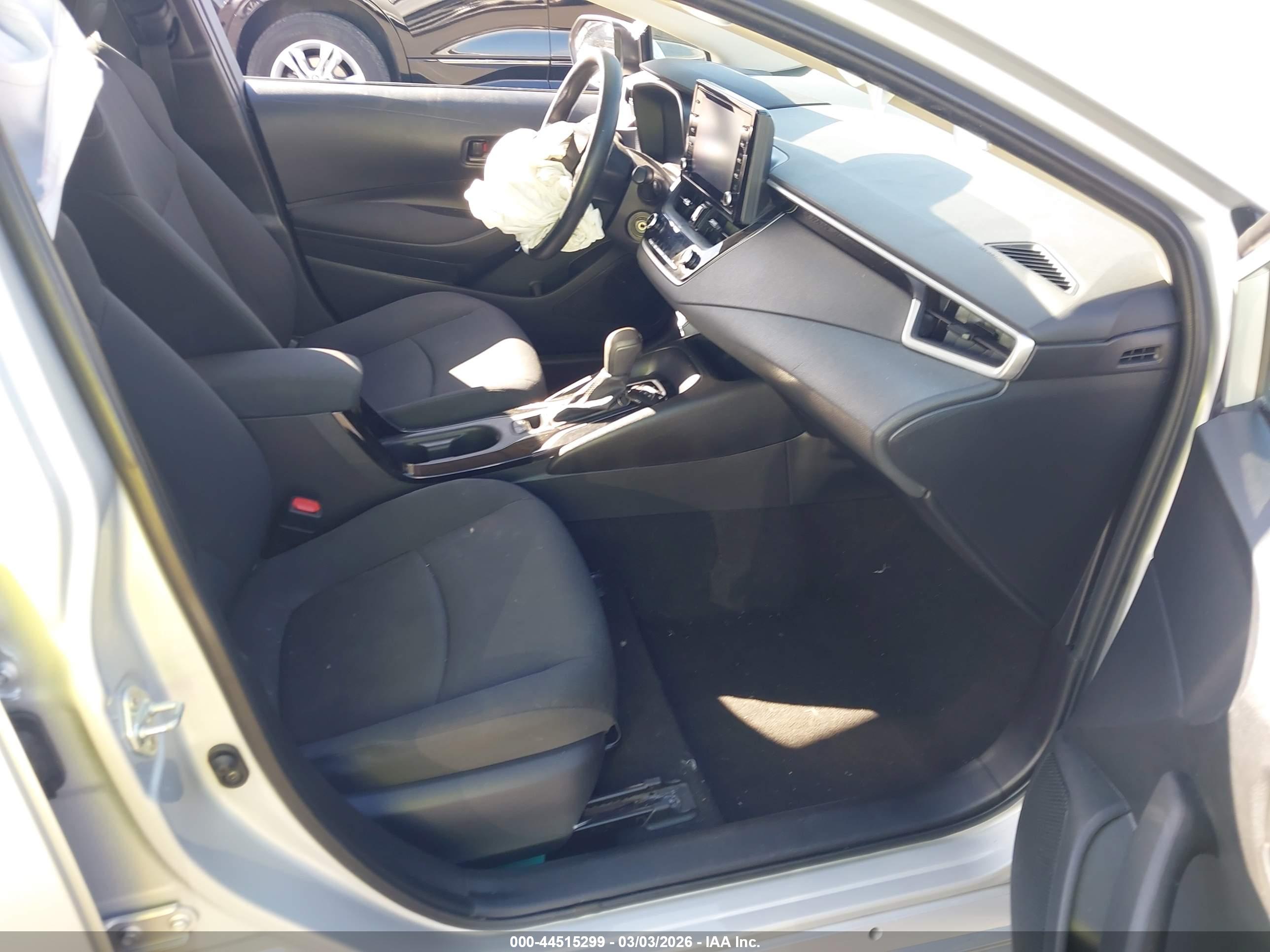 TOYOTA COROLLA image 5
