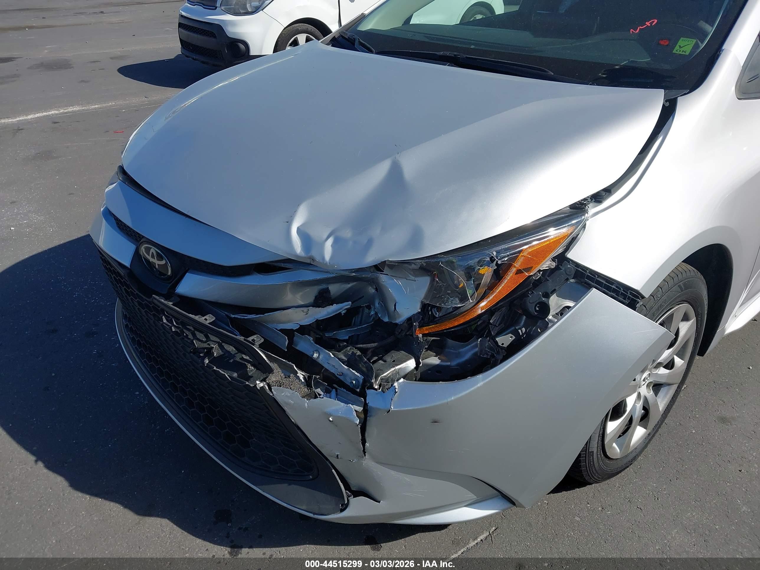 TOYOTA COROLLA image 6