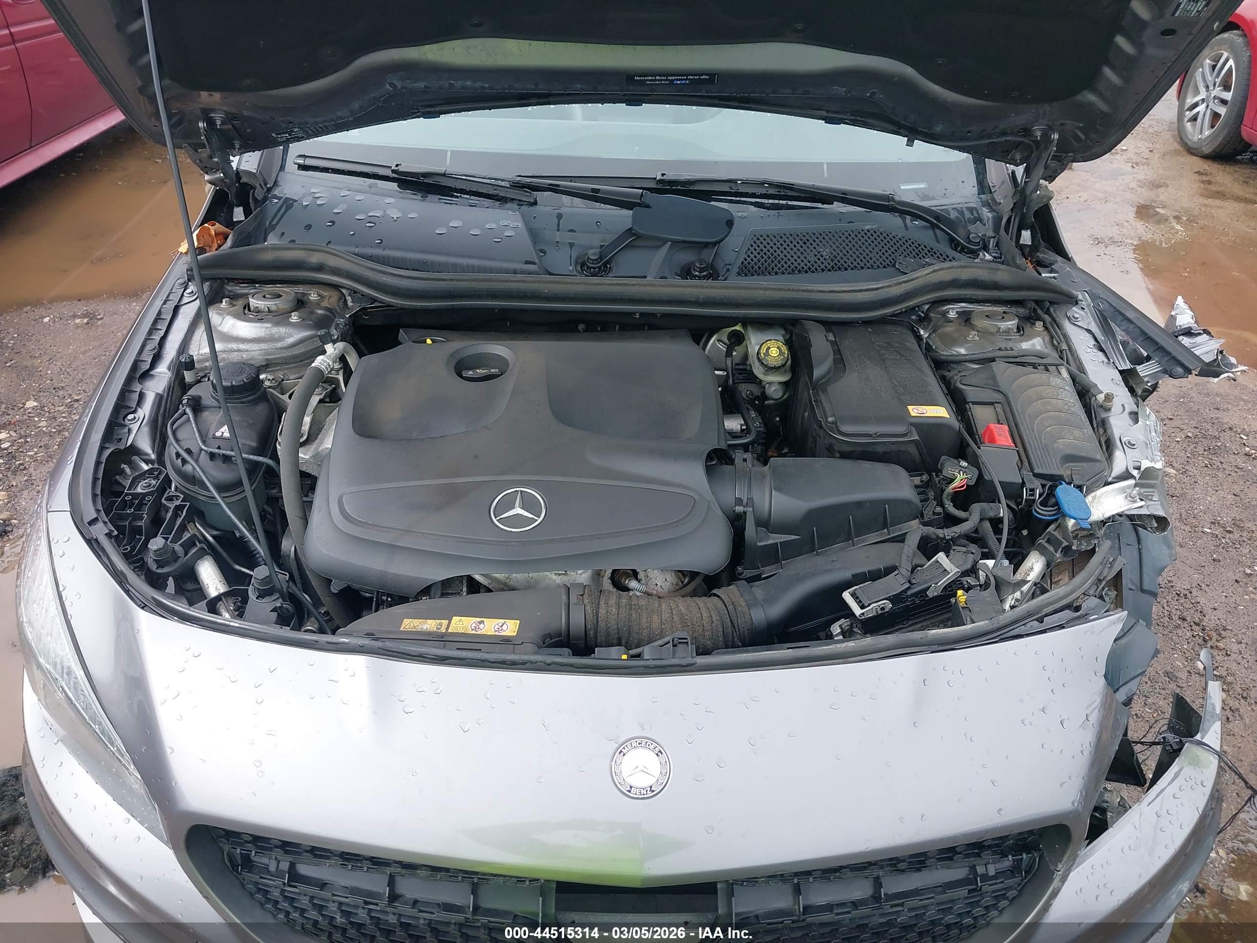 MERCEDES-BENZ CLA image 10