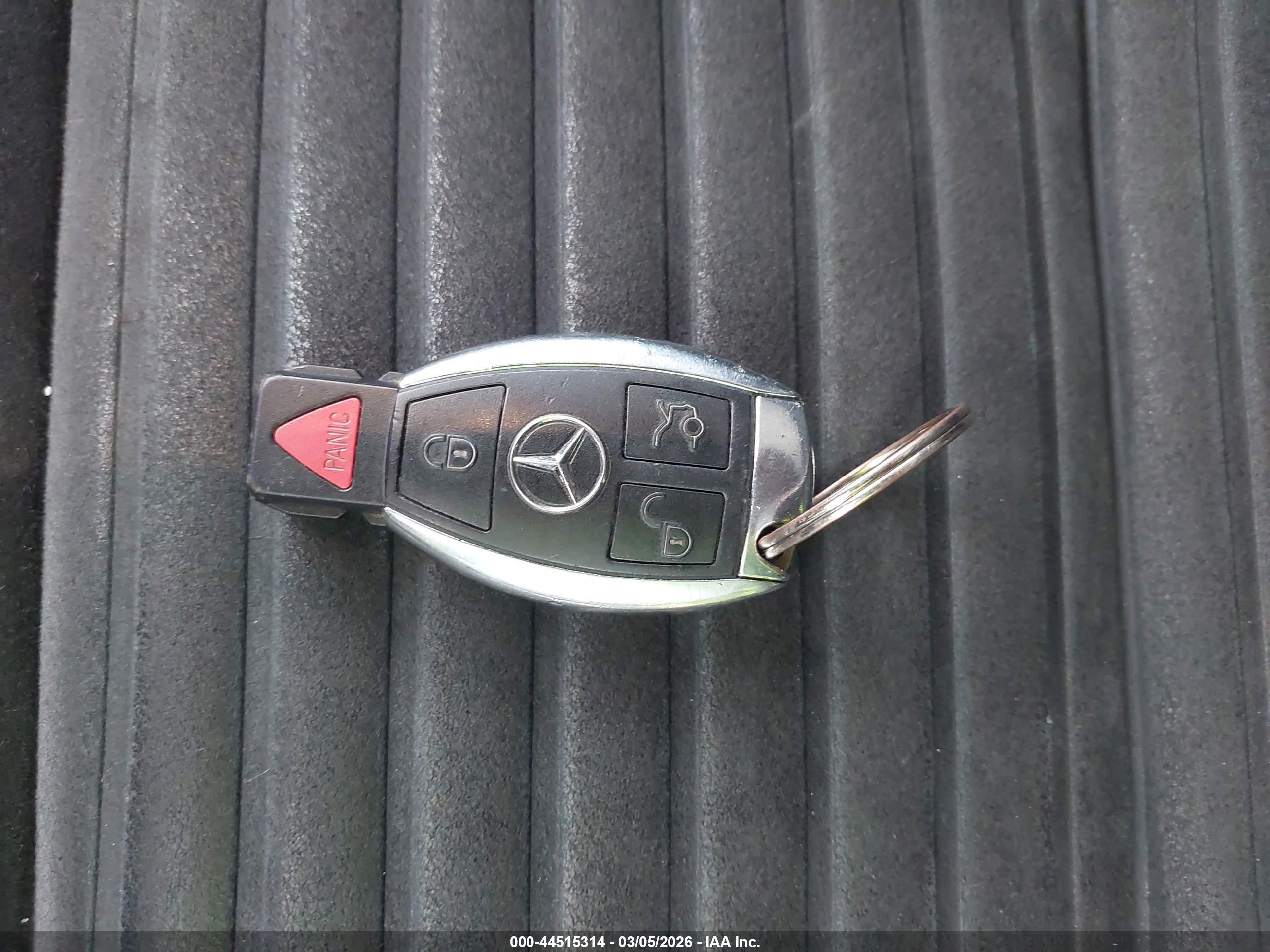 MERCEDES-BENZ CLA image 11