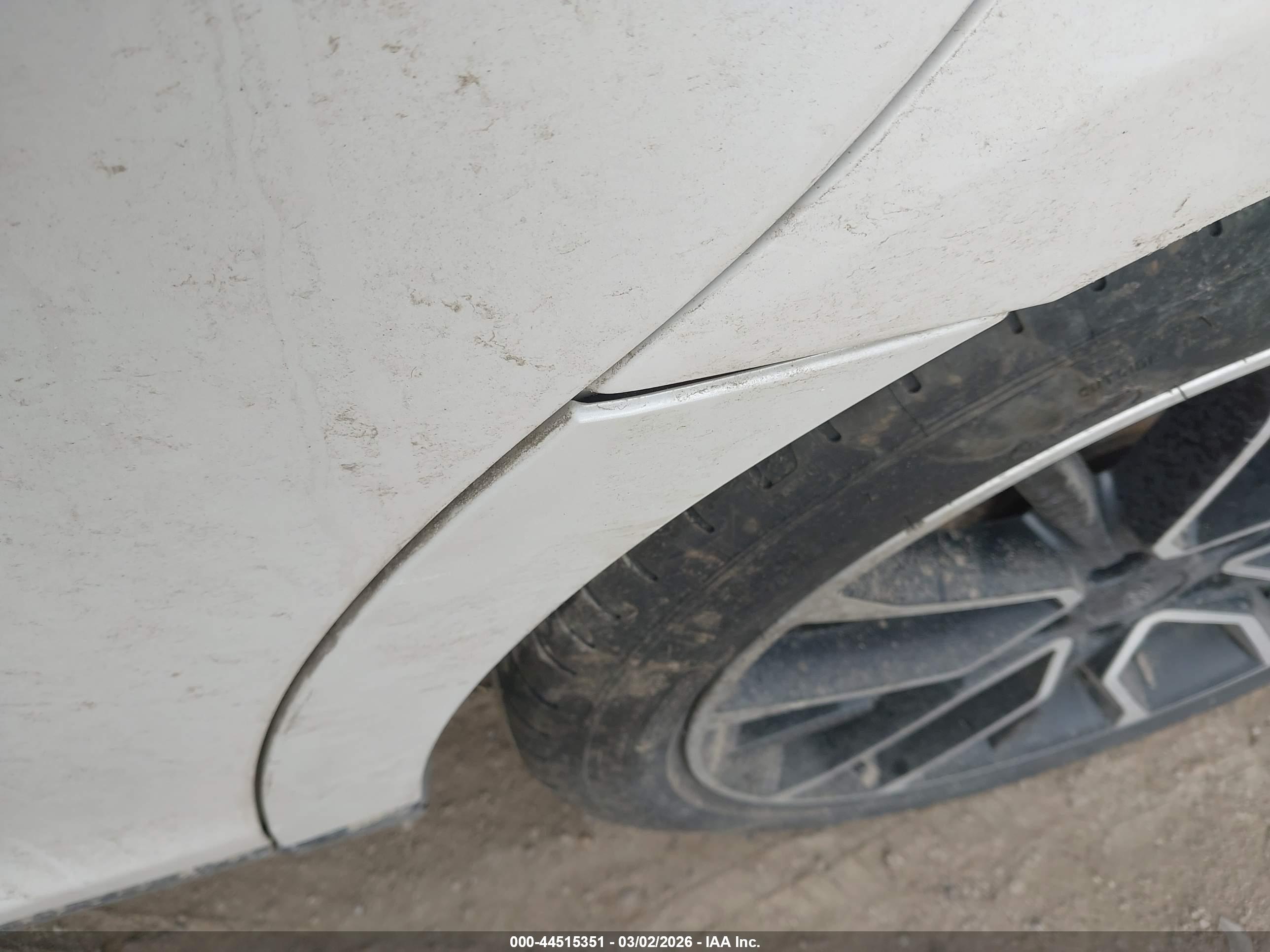 FORD TAURUS image 6