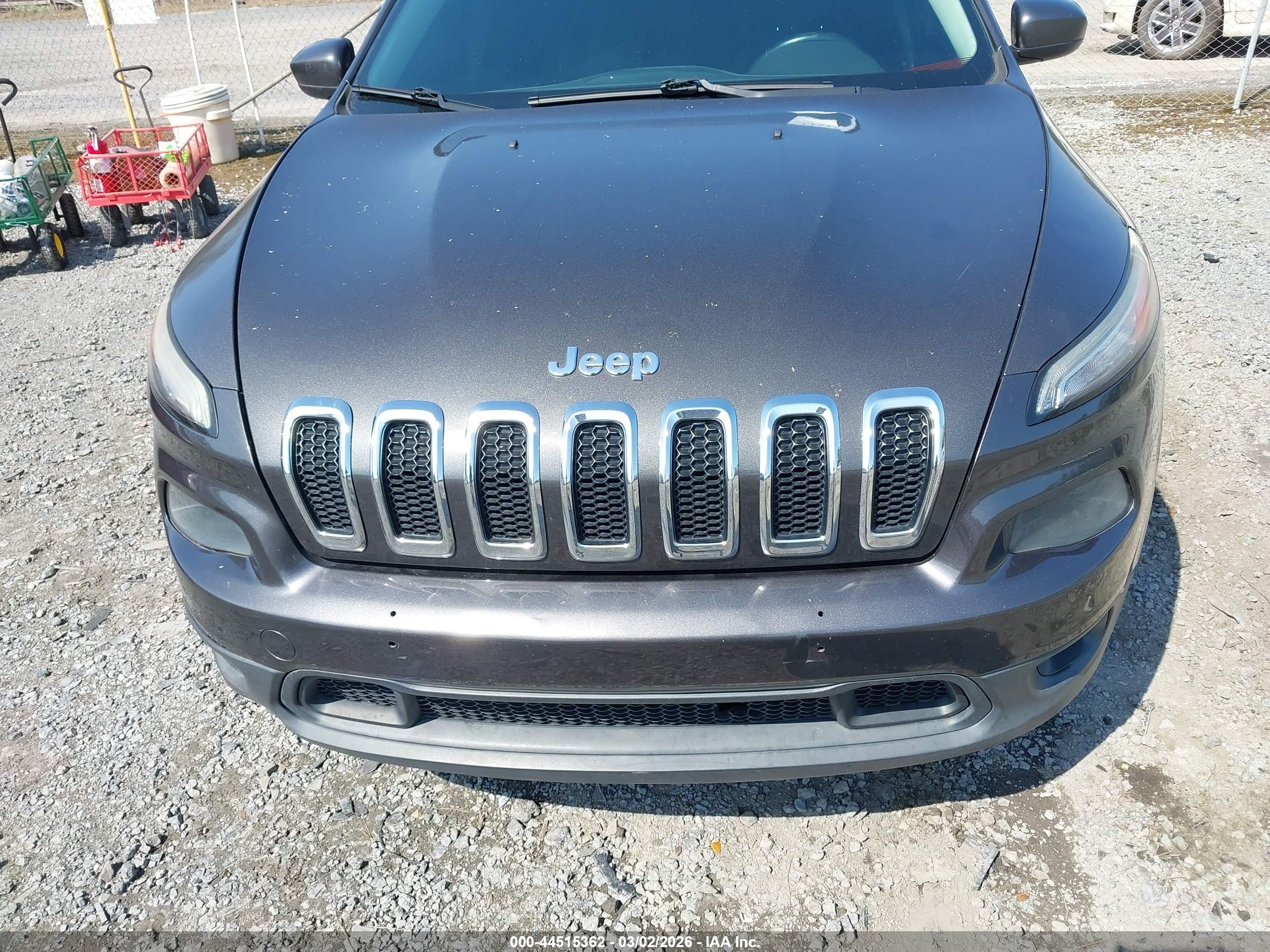 JEEP CHEROKEE image 6