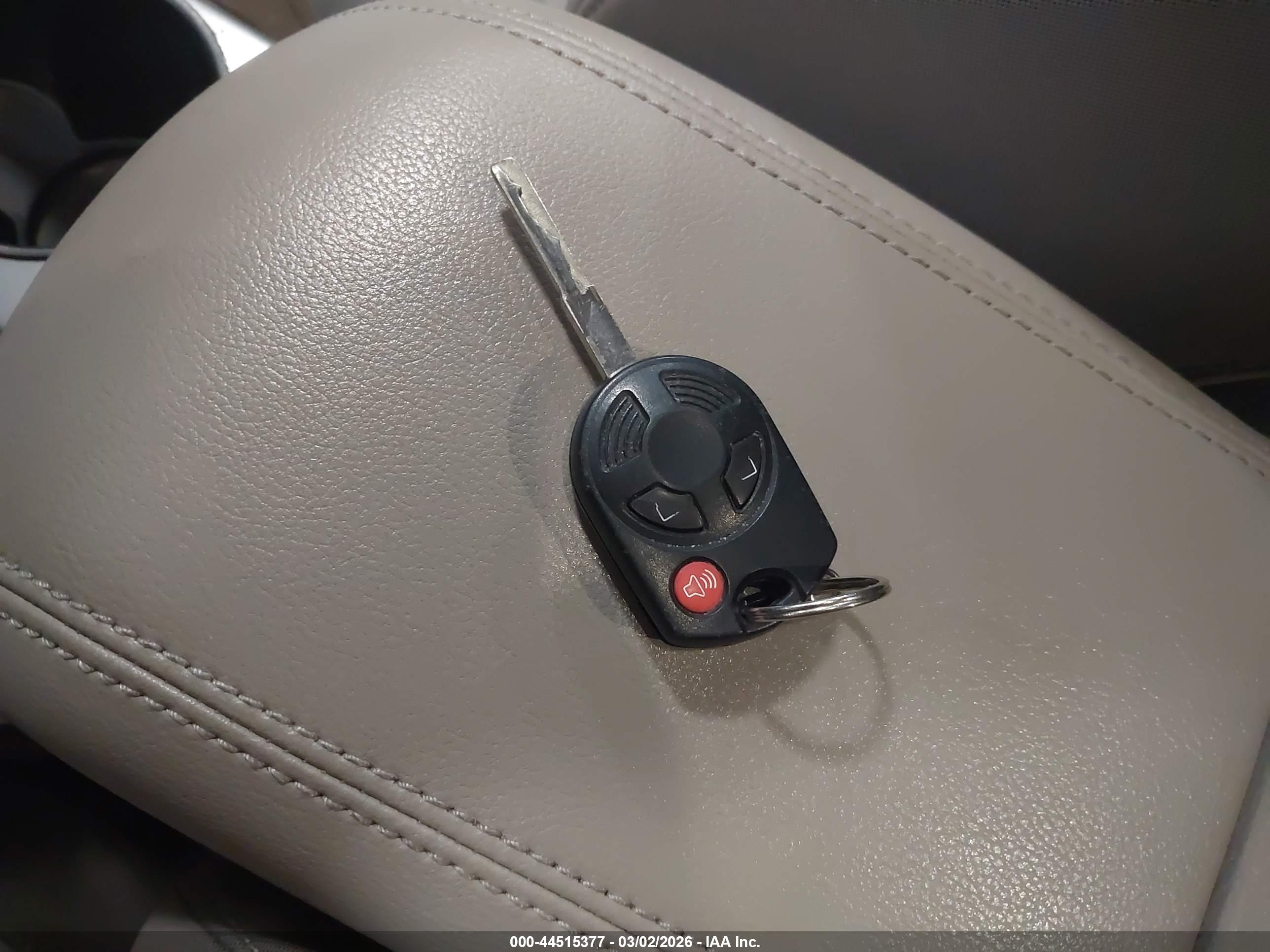 FORD ESCAPE image 11
