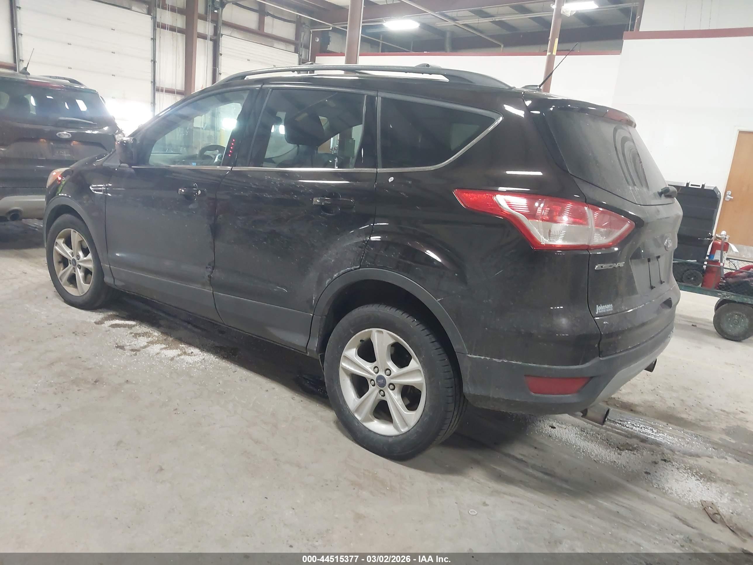 FORD ESCAPE image 3