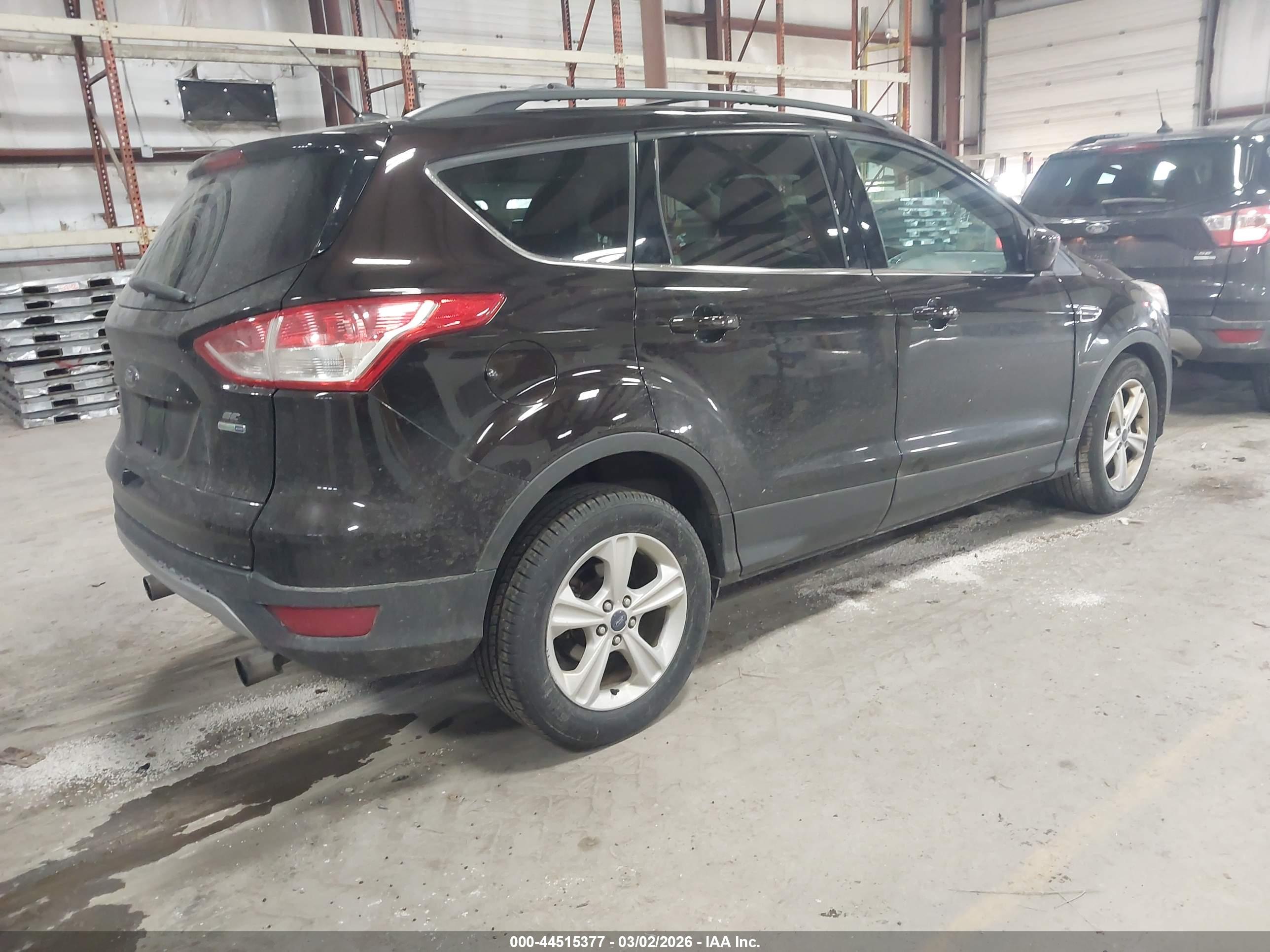 FORD ESCAPE image 4