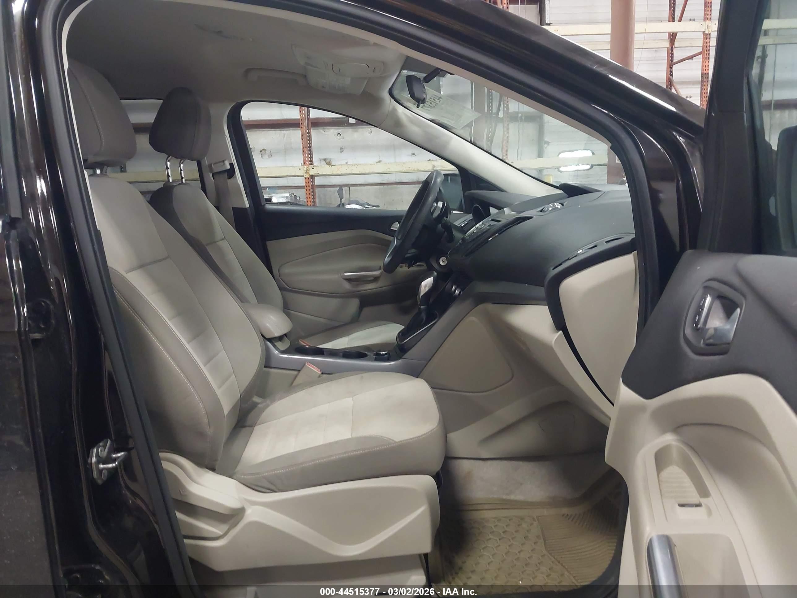 FORD ESCAPE image 5