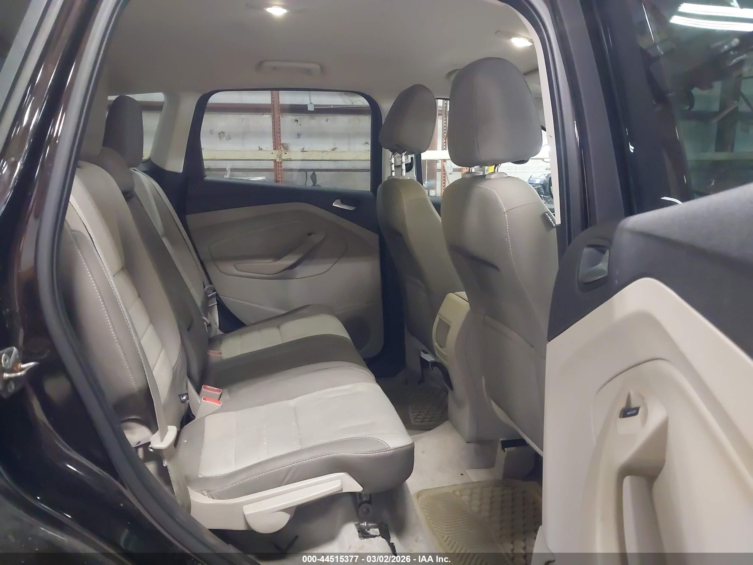 FORD ESCAPE image 8