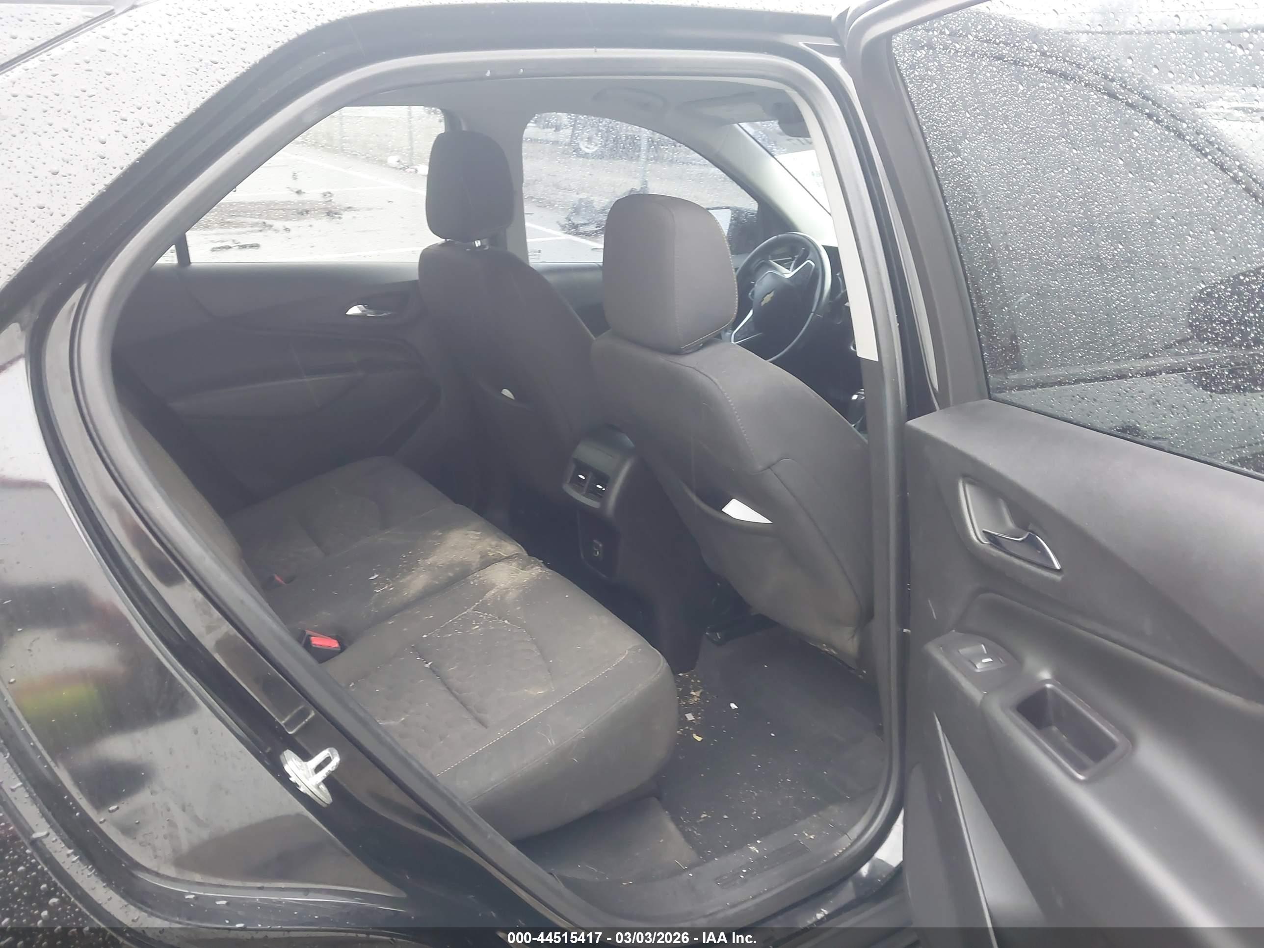 CHEVROLET EQUINOX image 8