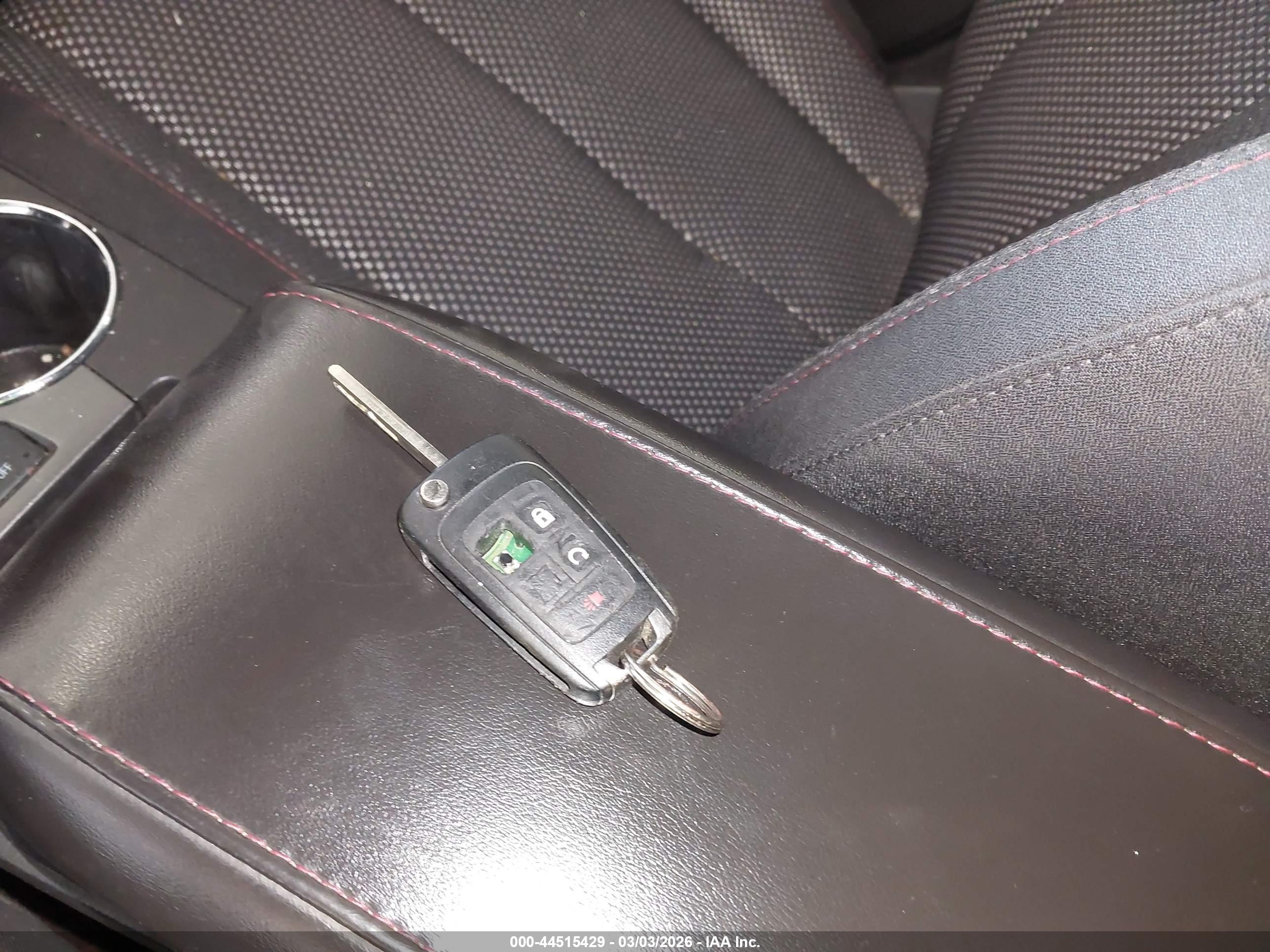 CHEVROLET EQUINOX image 11